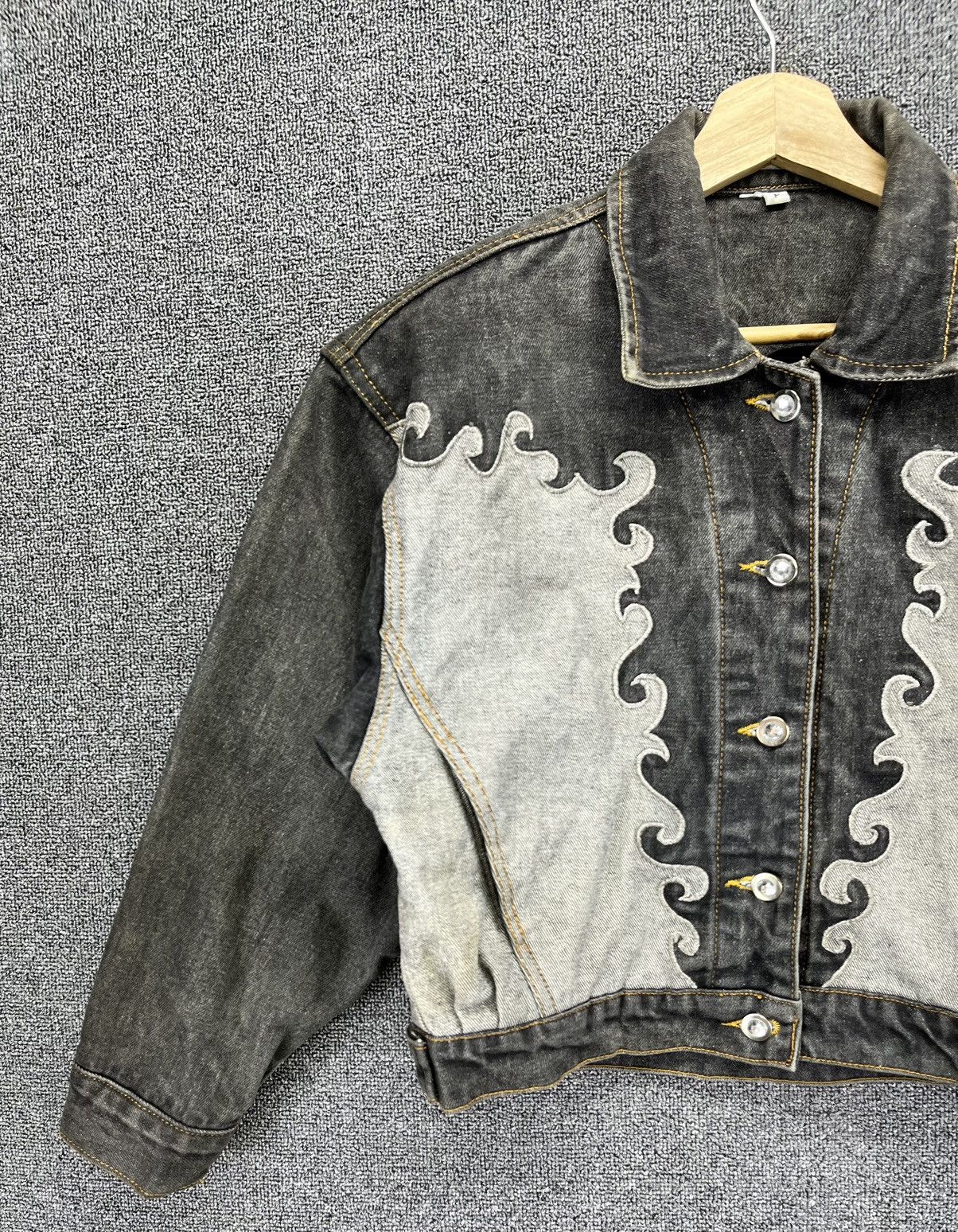 Japanese Brand Vintage Japanese Flower Denim Cardigan Jacket Size M / US 6-8 / IT 42-44 - 3 Thumbnail
