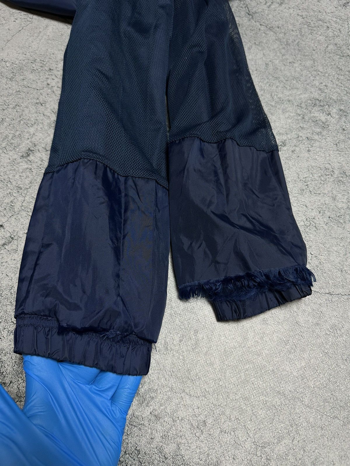 Nike Vintage Nike Nylon Zip Hooded Windbreaker Jacket Size US M / EU 48-50 / 2 - 11 Thumbnail