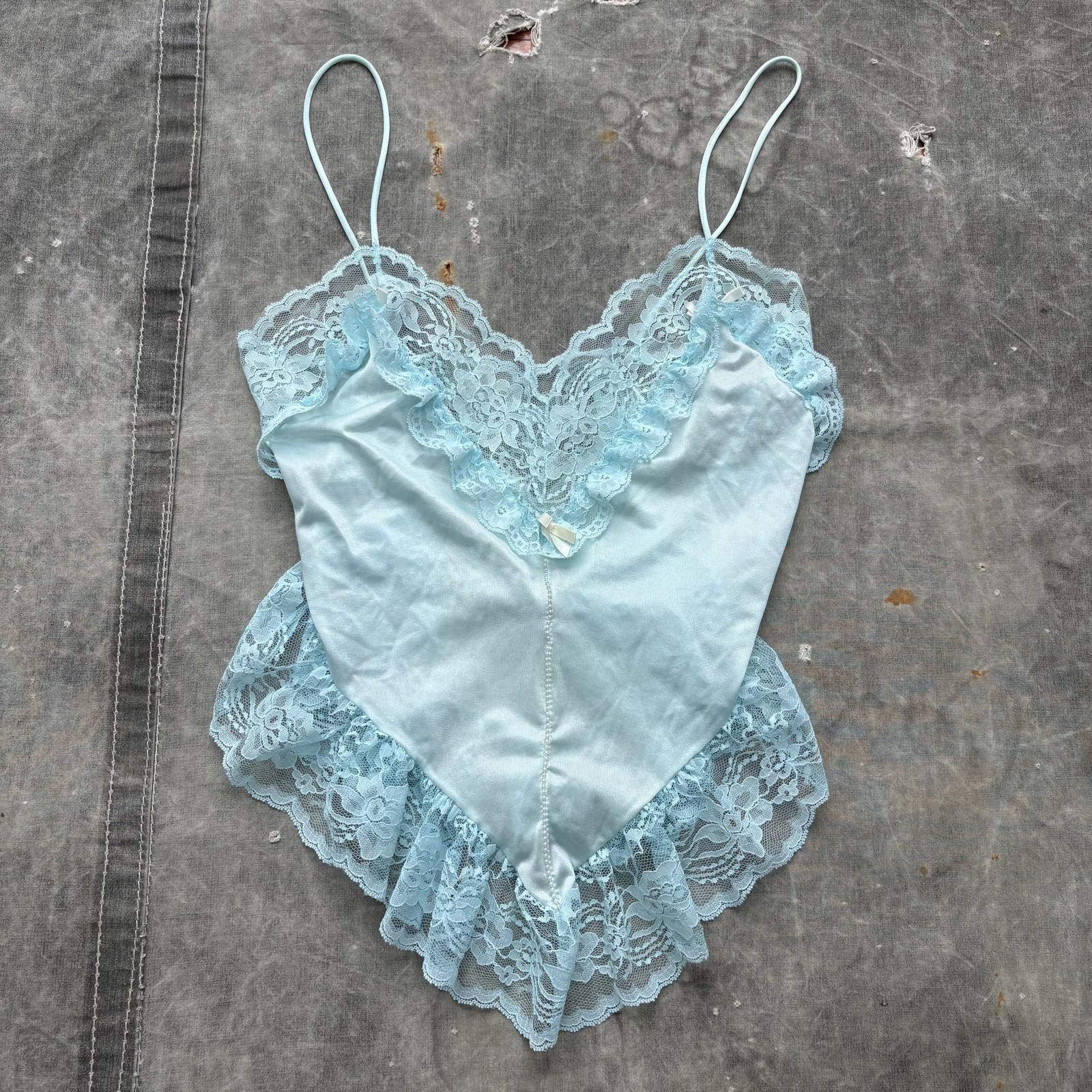 Vintage Vintage 70s Blue Floral Lace Trim Sheer Pearls Lingerie Top Size L / US 10 / IT 46 - 1 Thumbnail