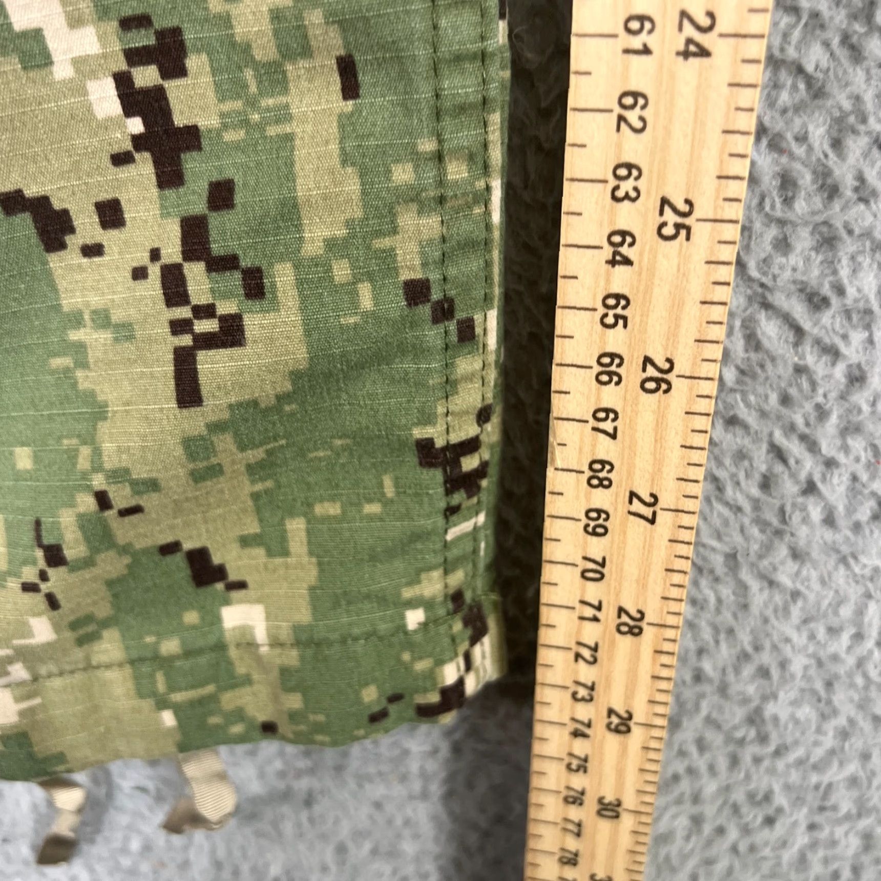VINTAGE Navy Working Uniform Ripstop Trousers Pants Small Green Digital Camo USN Cargo Pants Mens Regular Green 90s Army USA Classic Vintage Feel