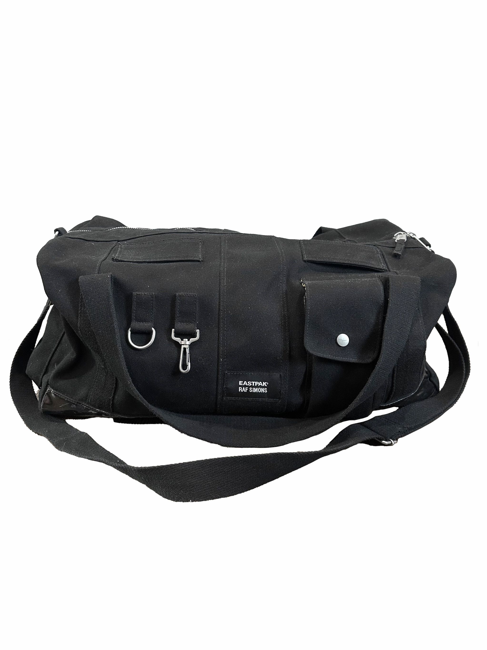 EASTPAK ELEY KISHIMOTO メッセンジャーバッグ 安かっ