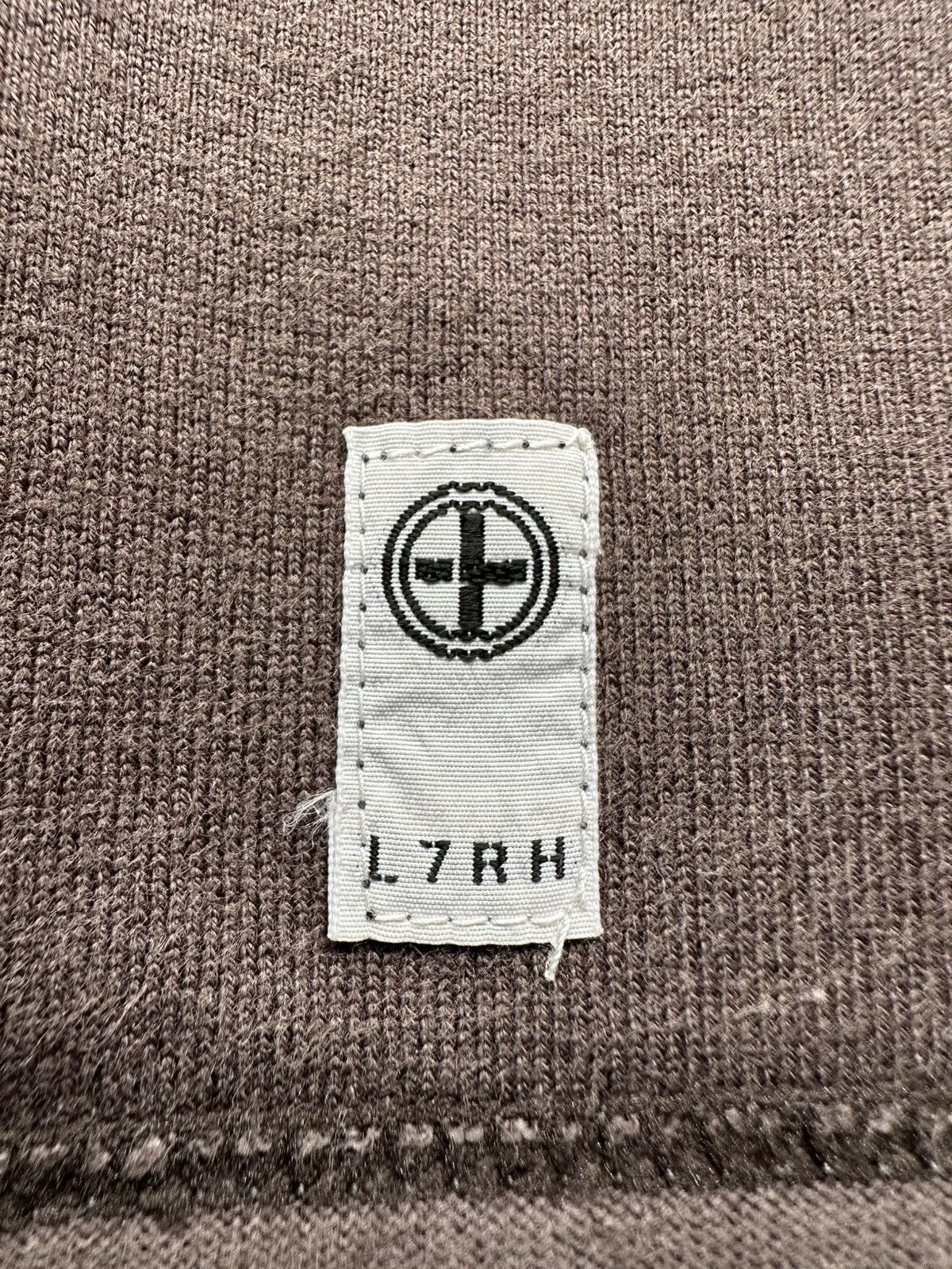 L7 Real Hip 00's L7 Real Hip cut out long sleeve Size US M / EU 48-50 / 2 - 9 Thumbnail