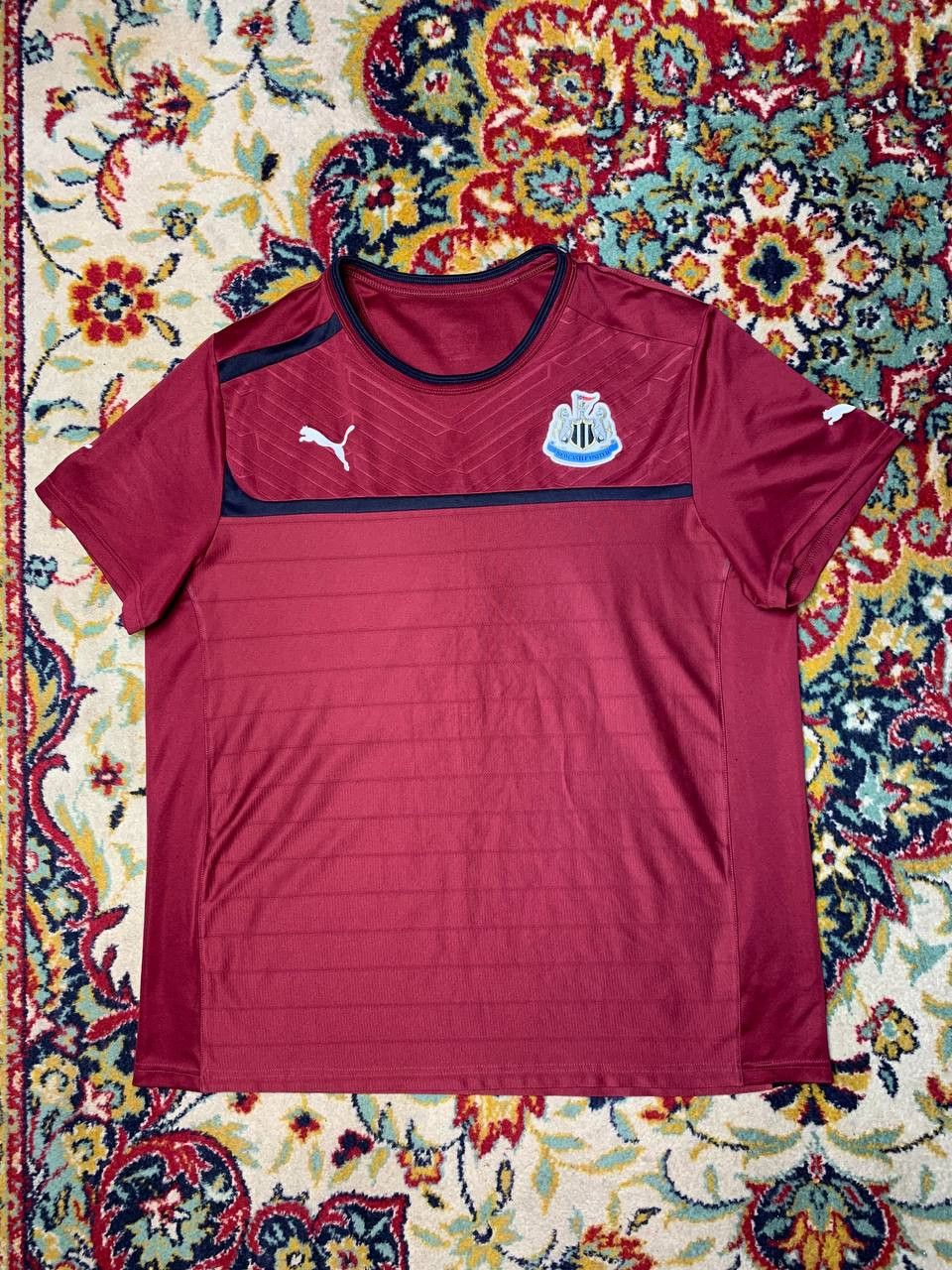 Puma NEWCASTLE UNITED PUMA JERSEY SOCCER FOOTBALL Size US XL / EU 56 / 4 - 1 Thumbnail