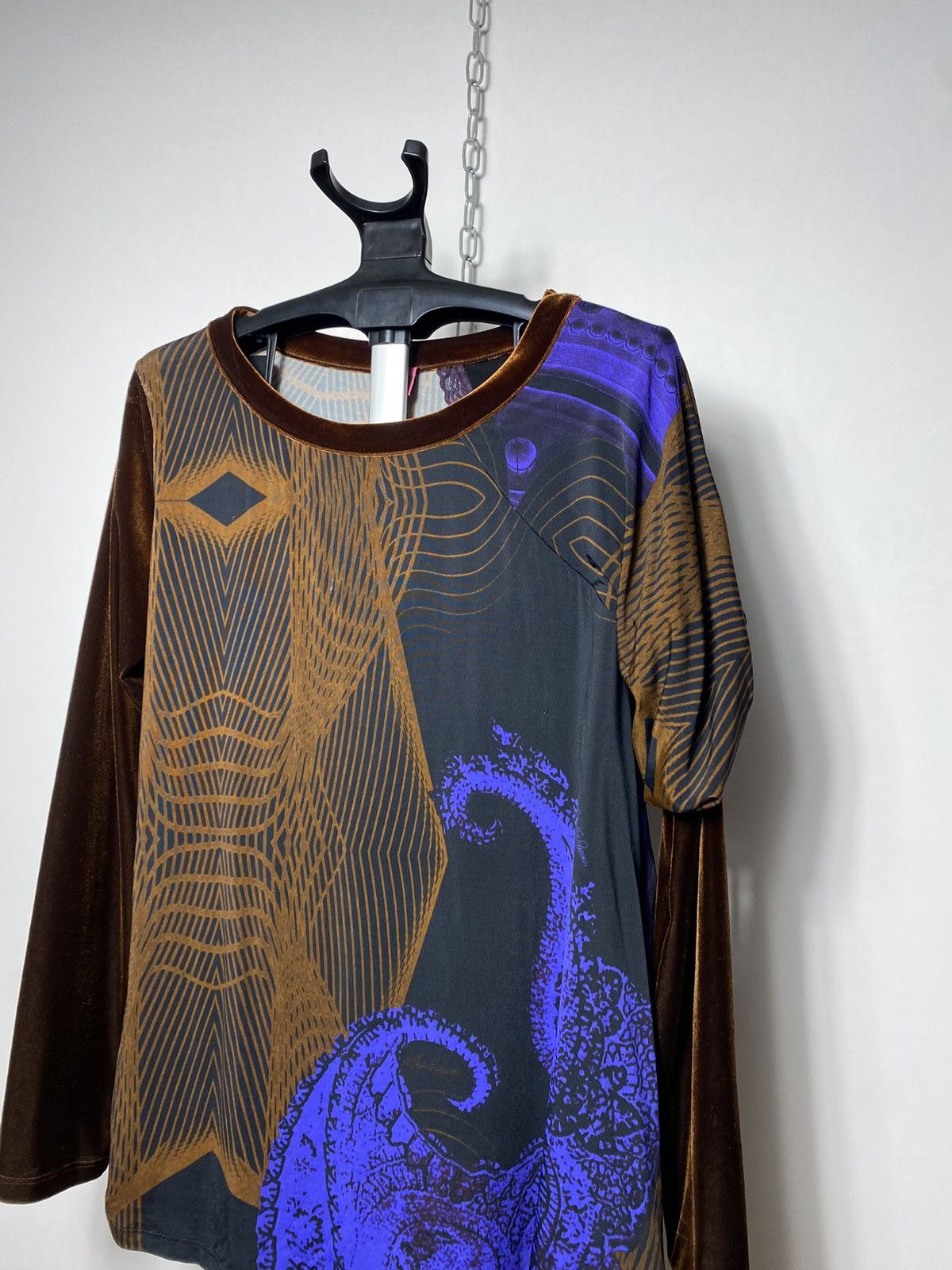 Other Save The Queen Asymmetric Velvet/Viscose Blouses Tunic Size XL / US 12-14 / IT 48-50 - 2 Thumbnail