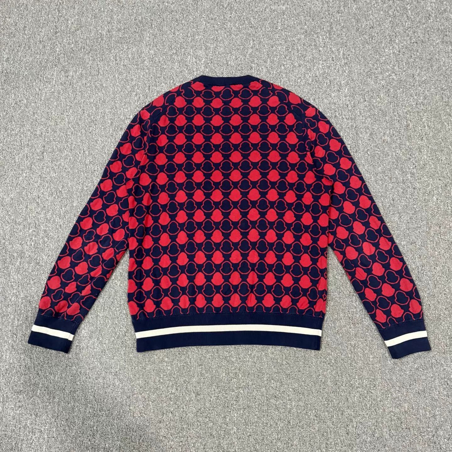 Moncler Moncler all over print knit long sleeve L 99 new Size L / US 10 / IT 46 - 2 Thumbnail