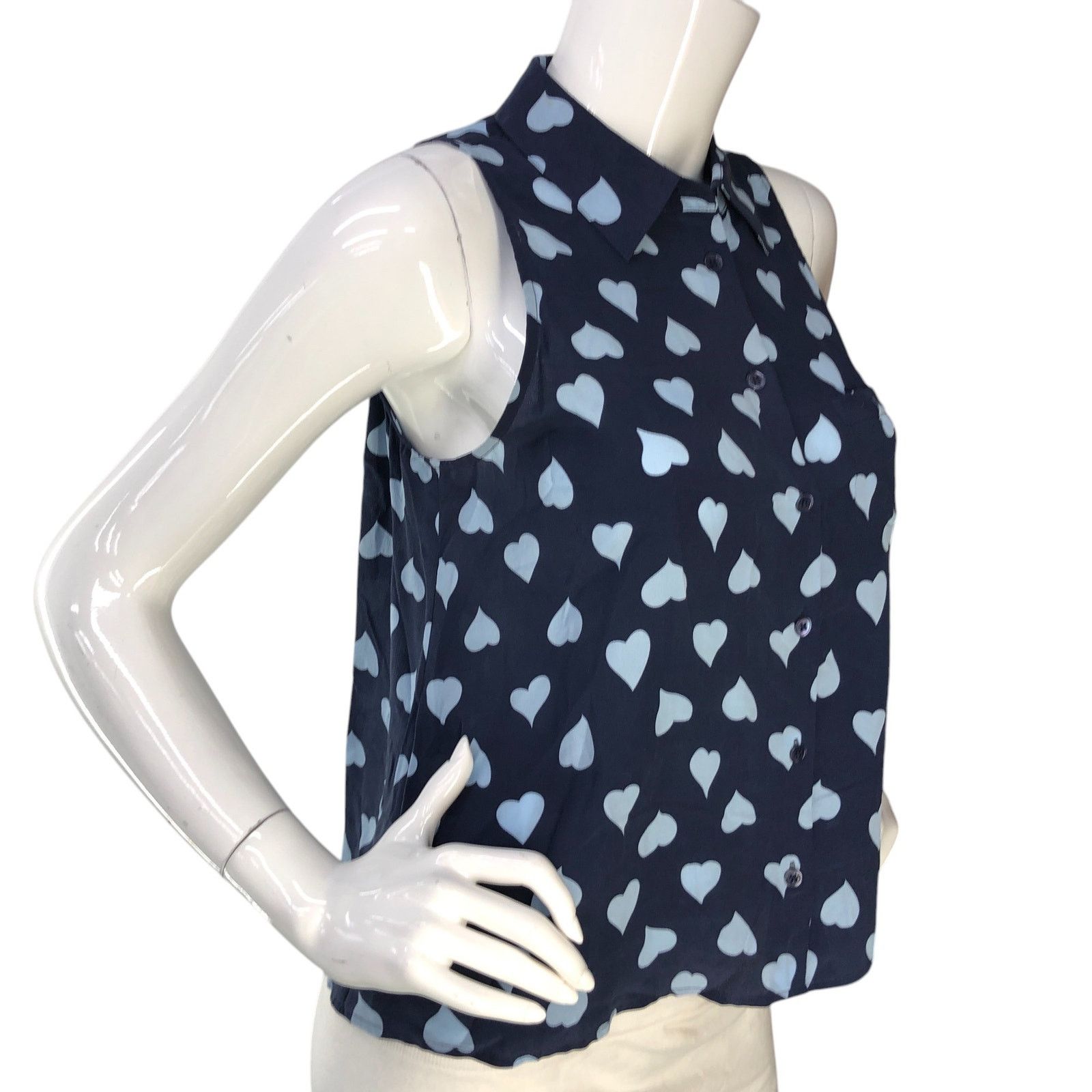 Equipment Equipment Size S Top Mina Blouse Heart Print *TINY FLAW Size S / US 4 / IT 40 - 10 Thumbnail