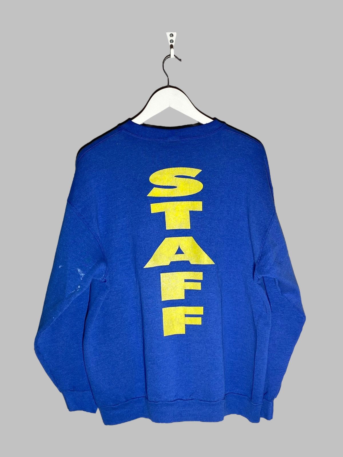Other Vintage 80s Fosters Staff Distressed Sweatshirt Screen Stars Size US XL / EU 56 / 4 - 2 Thumbnail