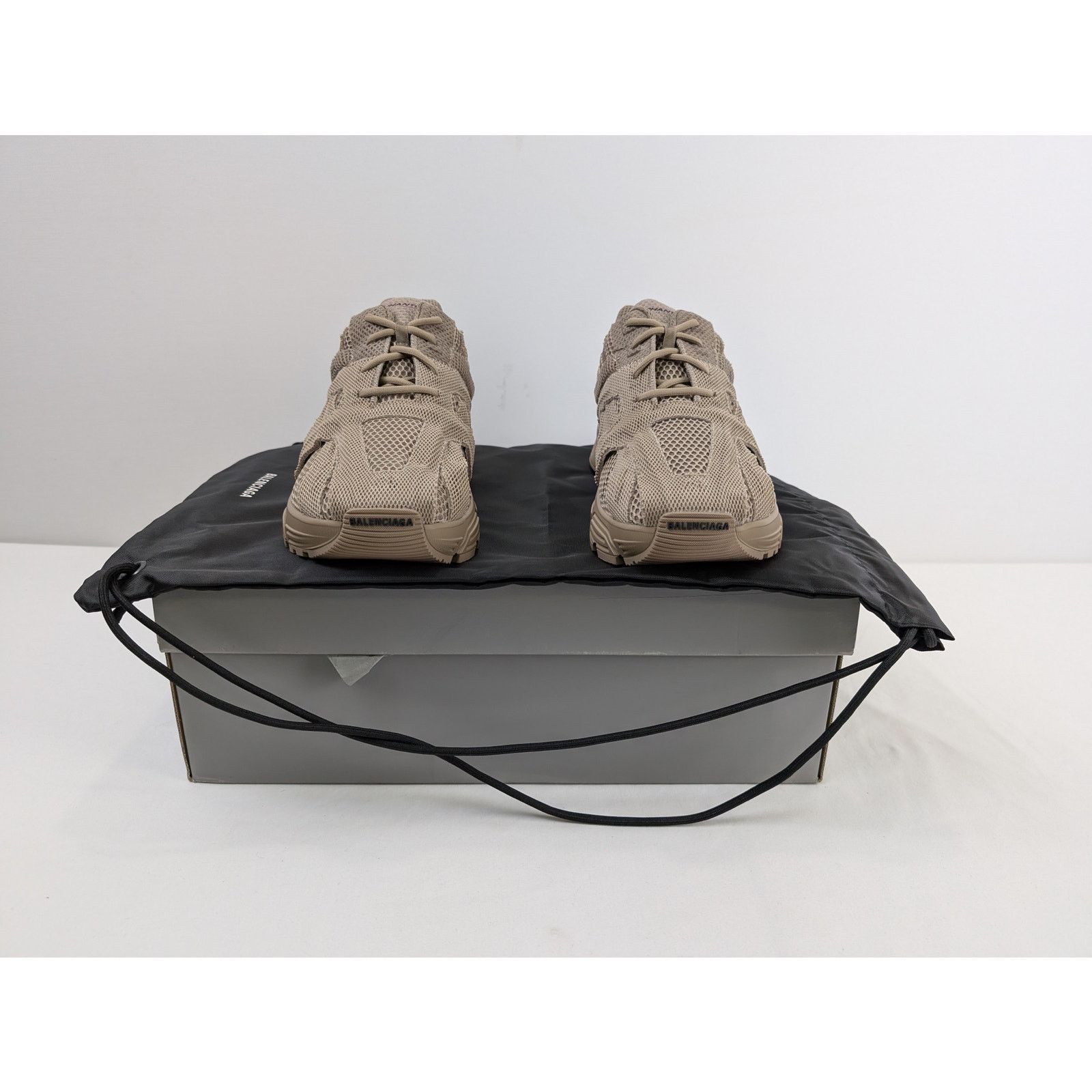Balenciaga o1rshd1 Phantom Sneakers in Dark Beige Size US 13 / EU 46 - 18 Thumbnail