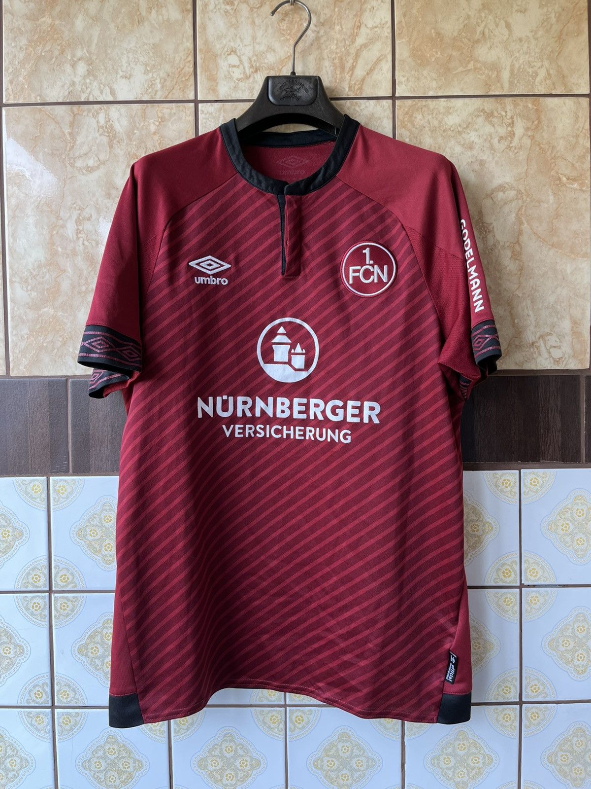 Umbro Umbro Nurnberg 2018/2019 soccer jersey Size US M / EU 48-50 / 2 - 1 Thumbnail