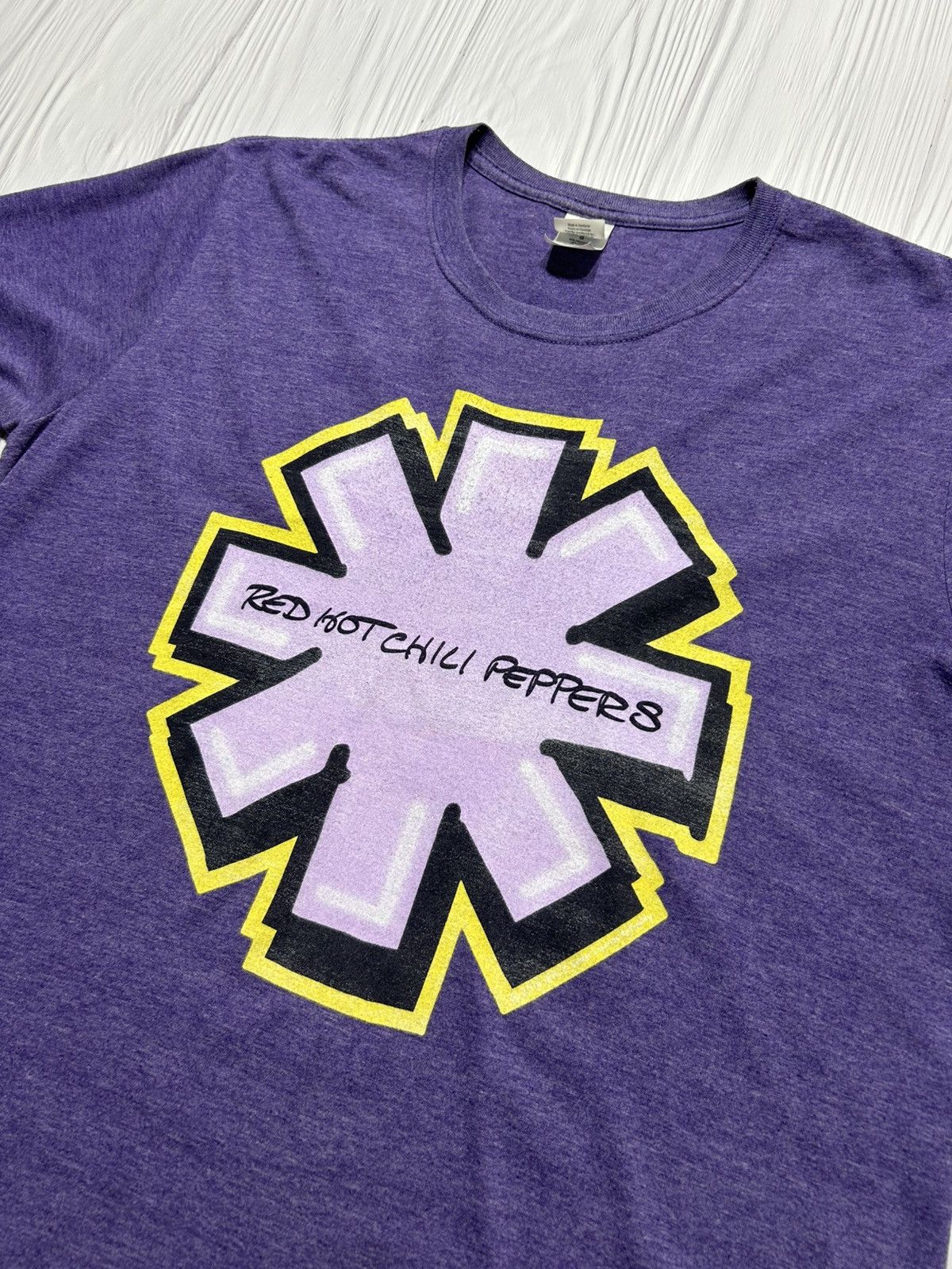 Band Tees Vintage Red Hot Chili Peppers The Getaway Tour T-Shirt Size US L / EU 52-54 / 3 - 5 Thumbnail