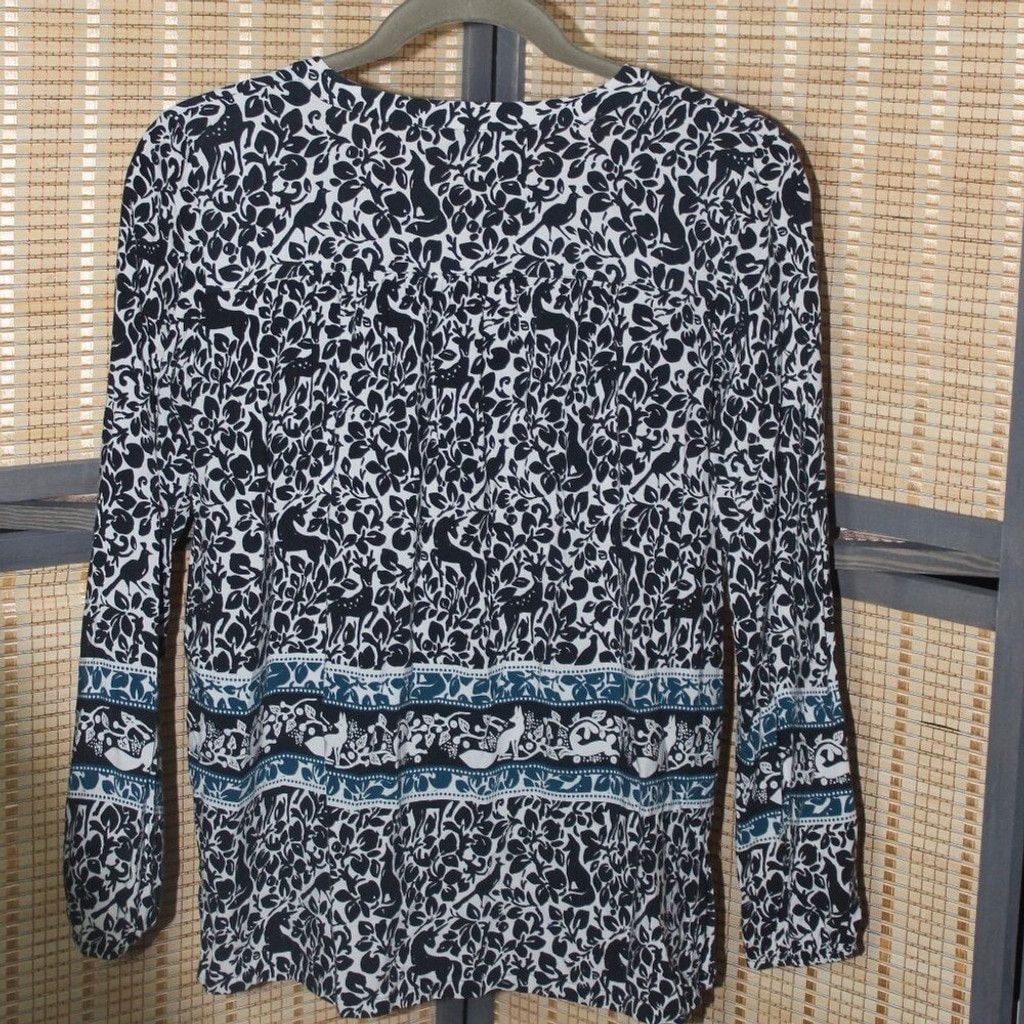 Loft LOFT Navy White & Teal Blouse with Woodland Creatures Motif Size XS / US 0-2 / IT 36-38 - 3 Thumbnail