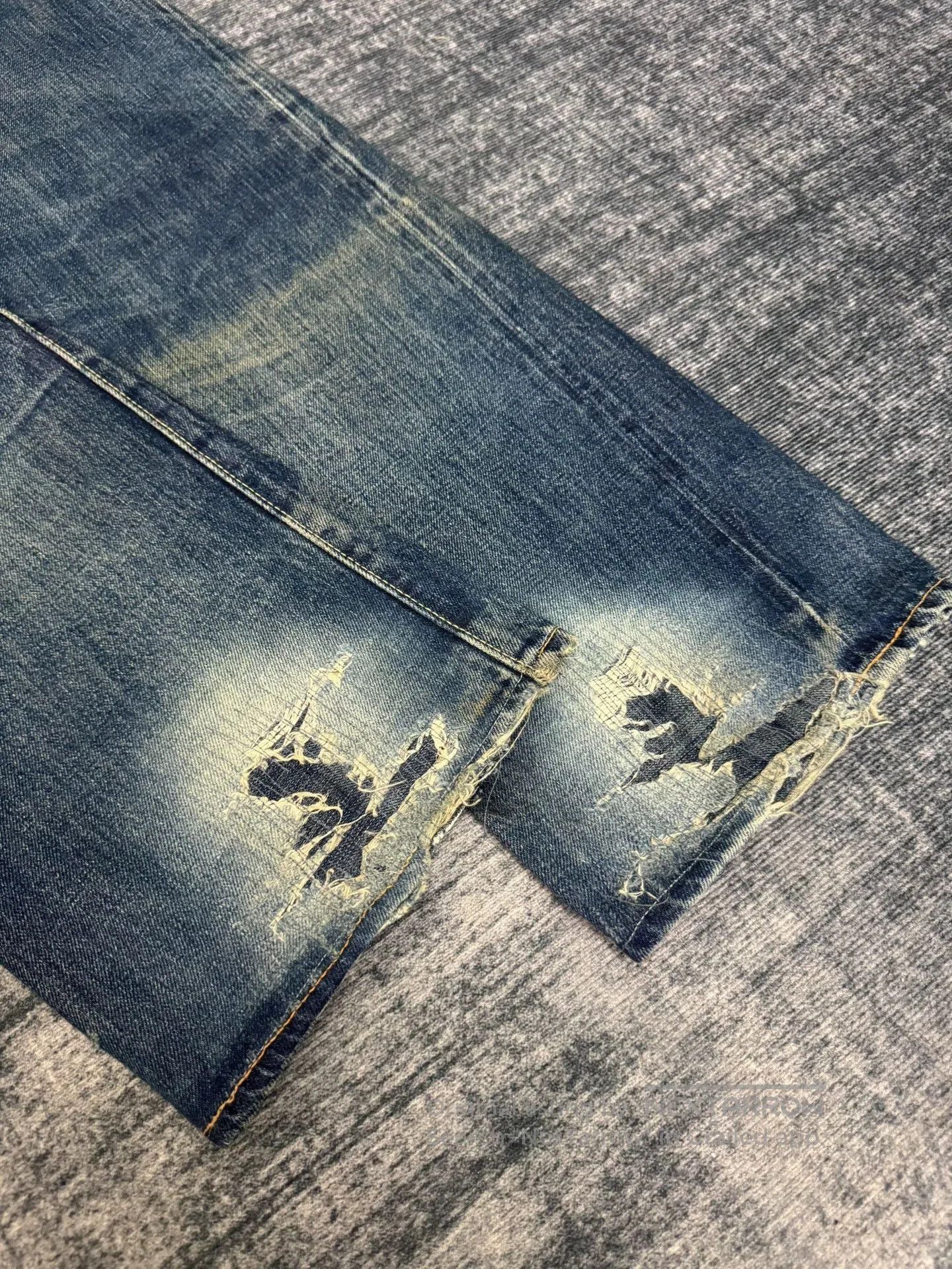 Vintage Vintage 00s Japanese Washed Blue Jeans. Size US 28 / EU 44 - 6 Thumbnail
