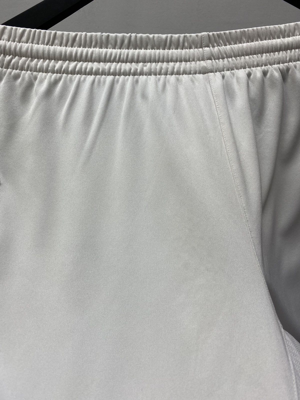 Warrior Liverpool 2013 2014 Third Soccer Shorts Warrior Size US 32 / EU 48 - 10 Thumbnail
