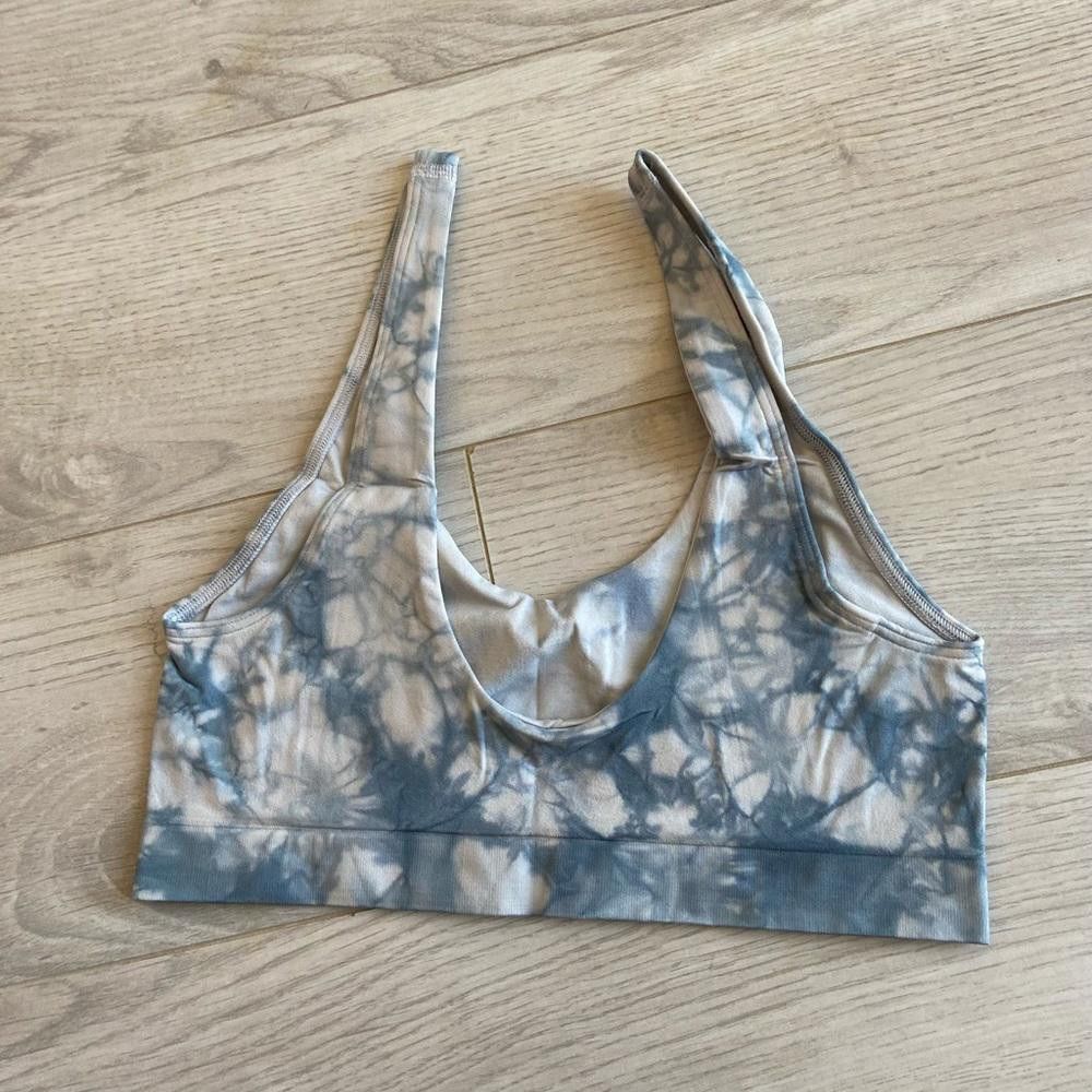 Designer Victoria's Secret Blue and White Tie Dye Scoop Sports Bra Size ONE SIZE - 3 Thumbnail