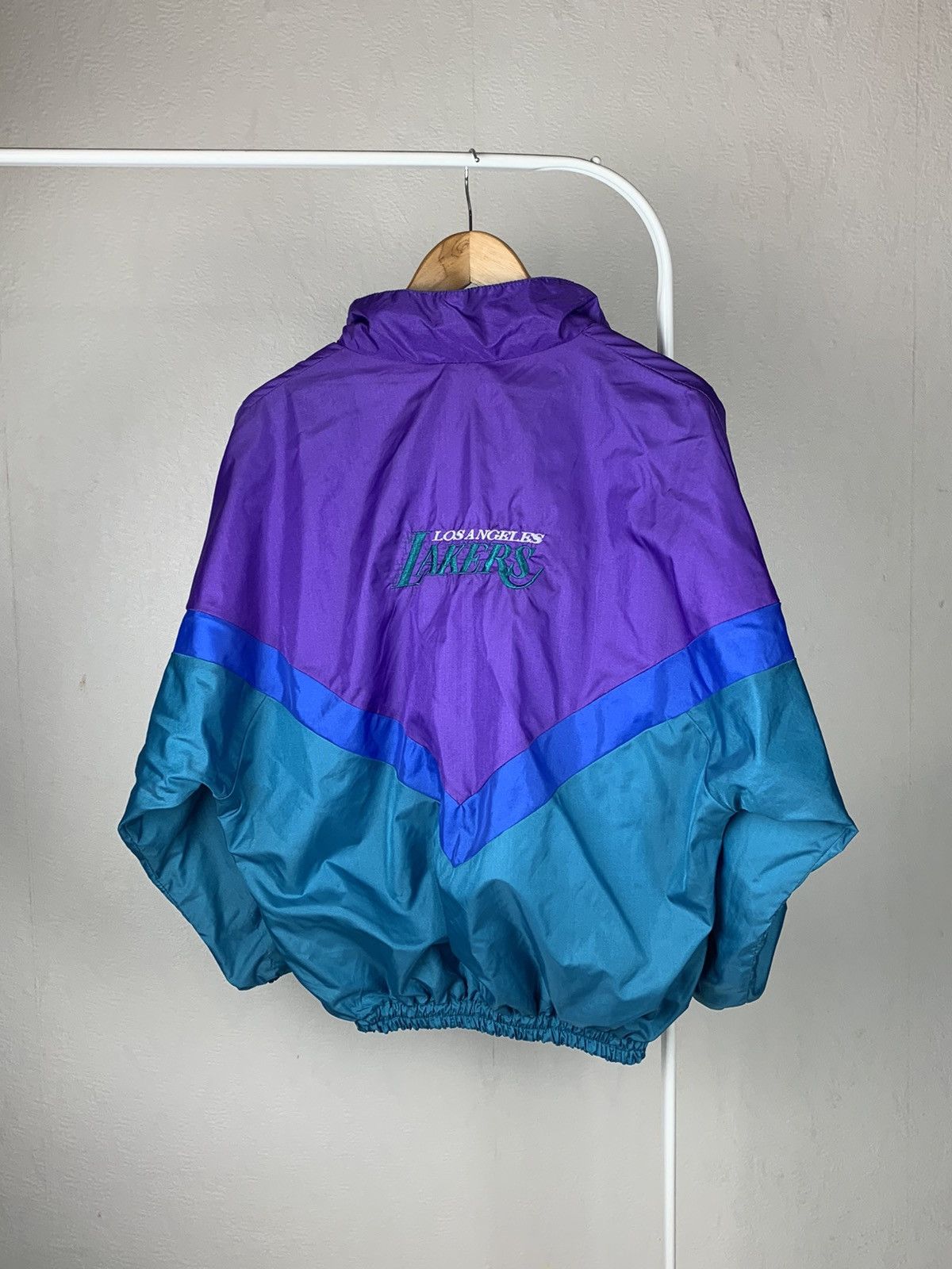 NBA L.A Lakers Vintage Jacket Bomber Light Jacket Big Logo Size US S / EU 44-46 / 1 - 2 Thumbnail