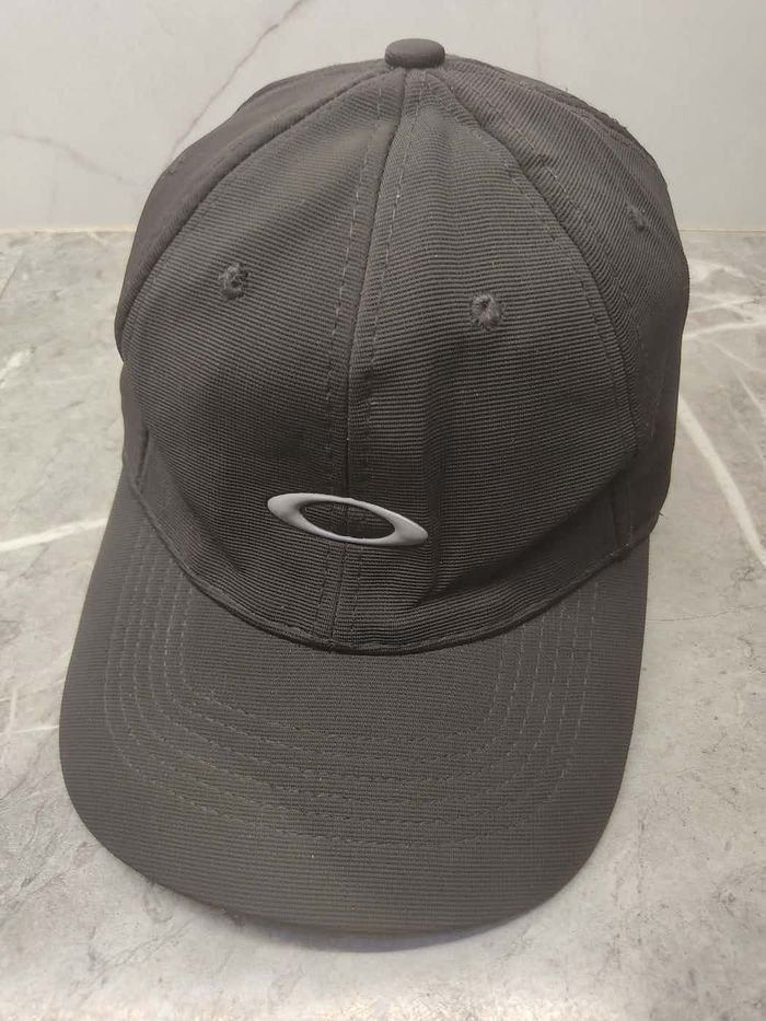Oakley Vintage Unknown Japanese Beanie Size ONE SIZE - 1 Thumbnail