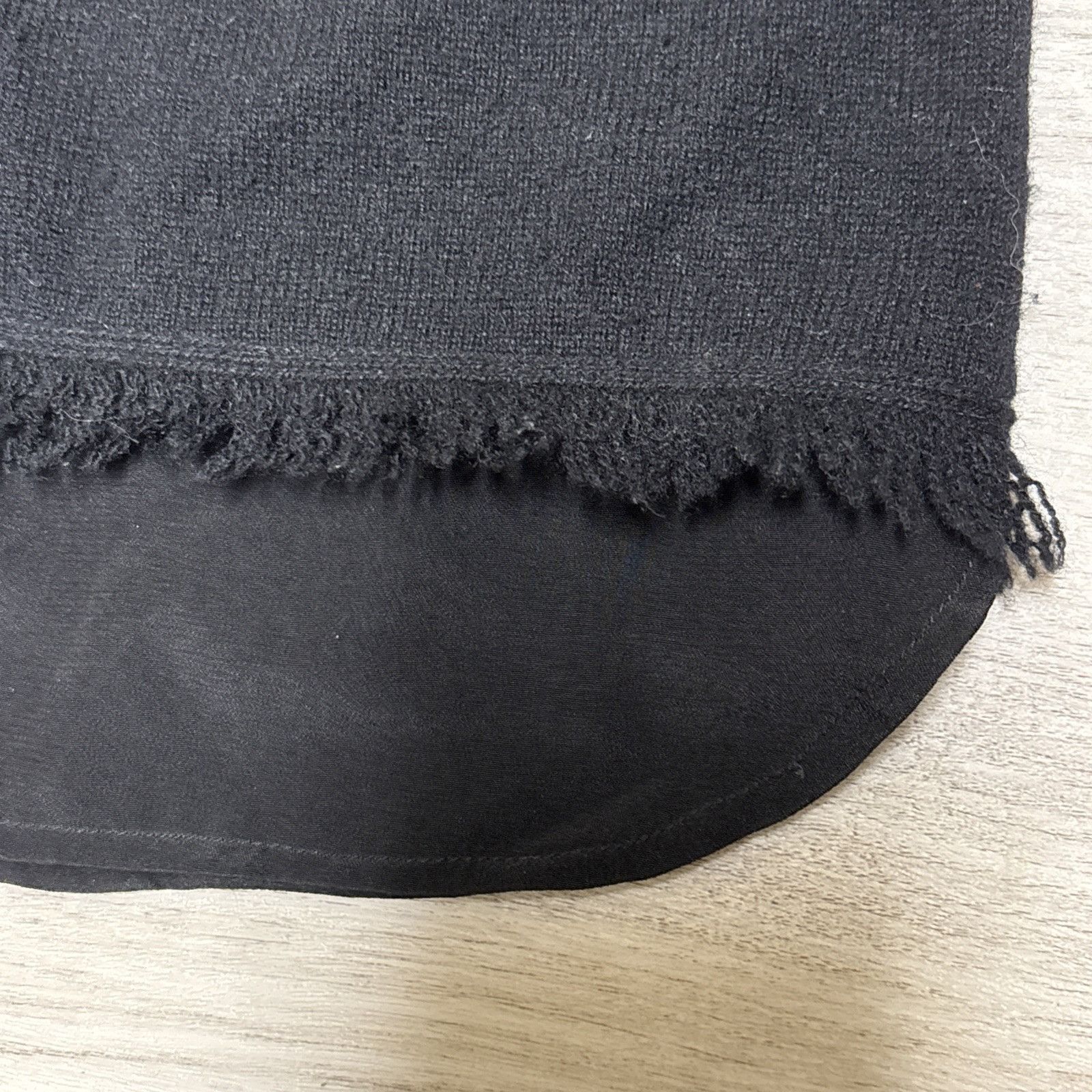 J.McLaughlin J McLaughlin 100% Cashmere Sweater Sz XS Black Fringed Silk Size XS / US 0-2 / IT 36-38 - 8 Thumbnail