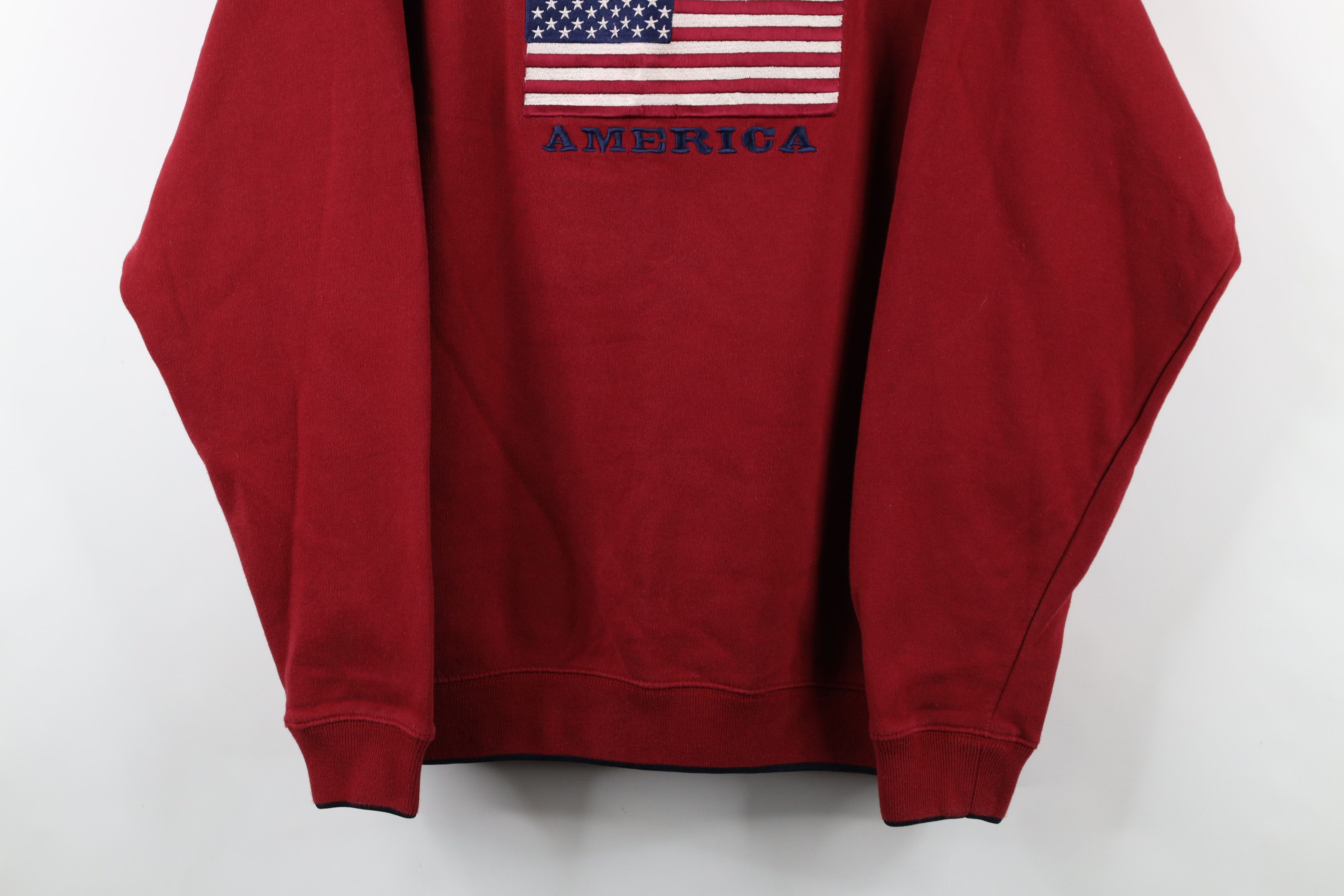 Vintage Vintage 90s Streetwear Spell Out America USA Flag Sweatshirt Size US L / EU 52-54 / 3 - 3 Thumbnail