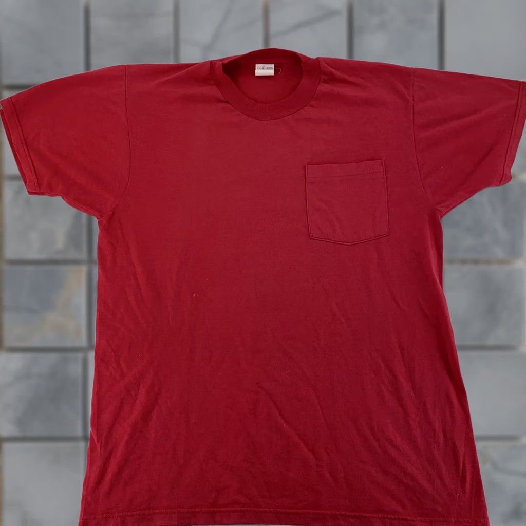 Fruit Of The Loom VINTAGE Fruit of the Loom Shirt M/L Red Pocket Tee Golden Blend 50/50 Men Size US M / EU 48-50 / 2 - 1 Thumbnail