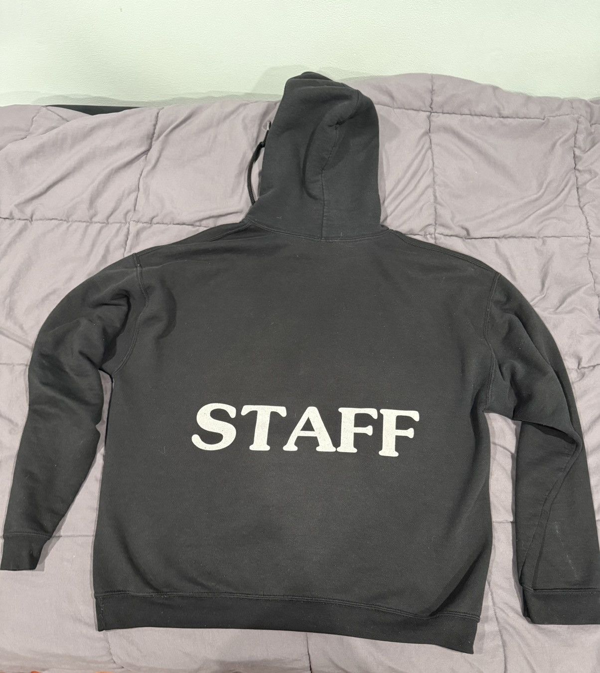 Travis Scott Astroworld Staff Hoodie Size US L / EU 52-54 / 3 - 2 Thumbnail