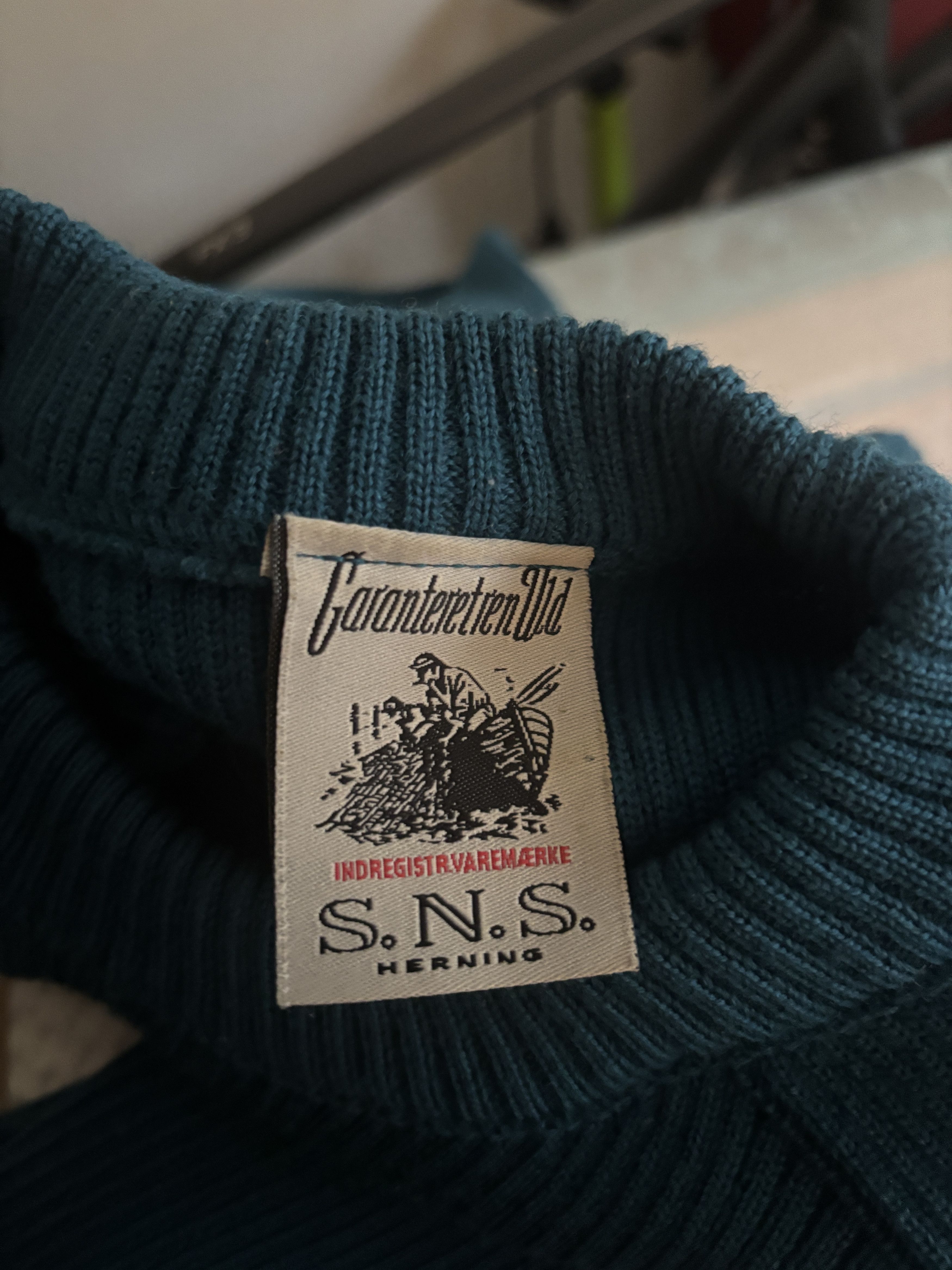 S.N.S. Herning $315 Teal Blue Fender Crew Neck Wool Sweater - Medium/Large Size US M / EU 48-50 / 2 - 8 Thumbnail