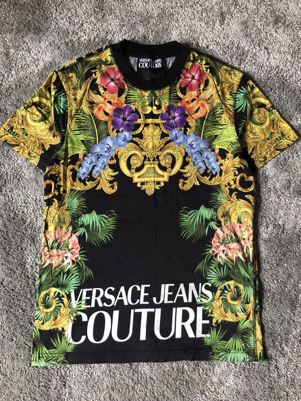Versace Versace Jeans Couture T shirt Size US M / EU 48-50 / 2 - 2 Thumbnail