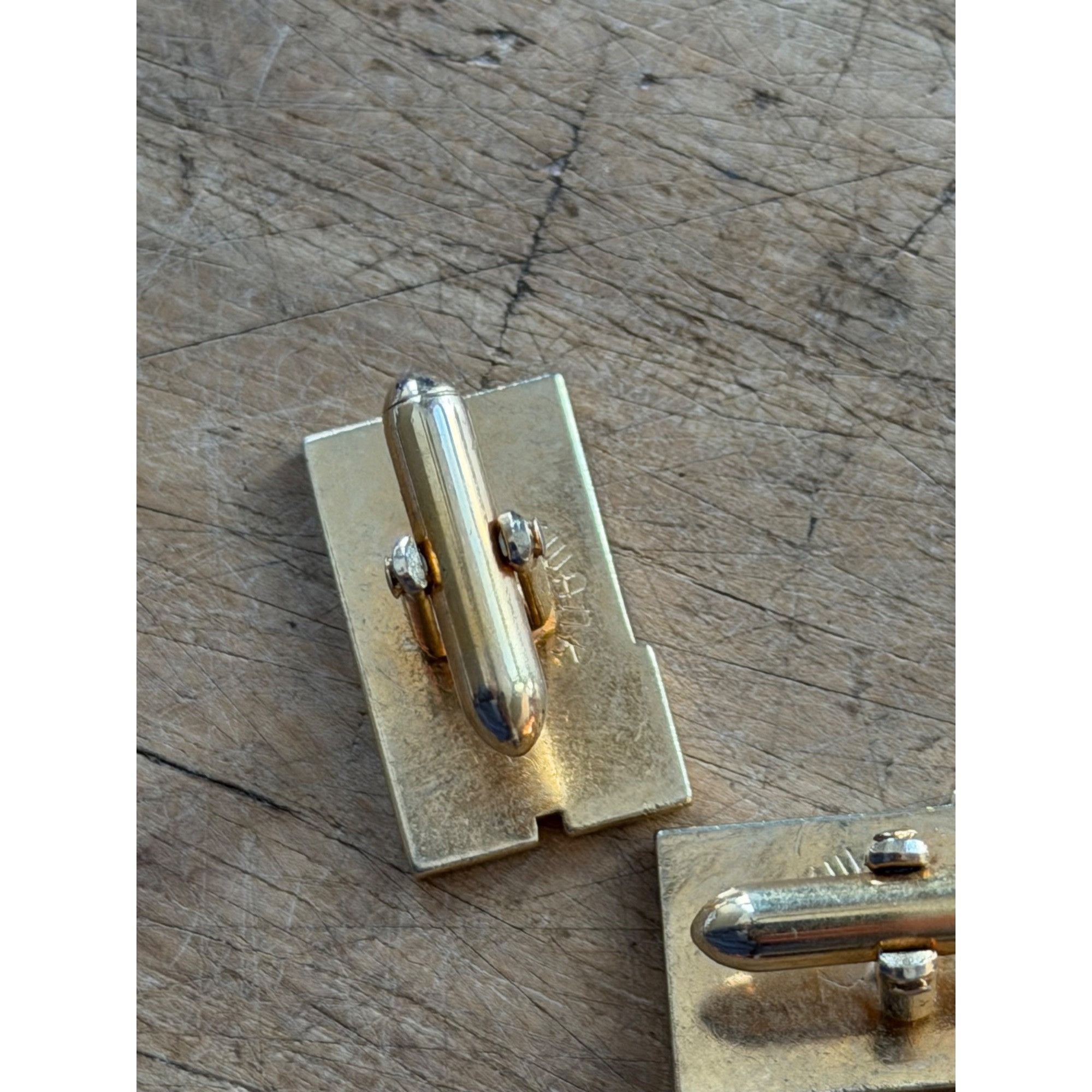 Other Gold-Tone Rectangular Greek Key Design Cufflinks Vintage Sty Size ONE SIZE - 3 Thumbnail