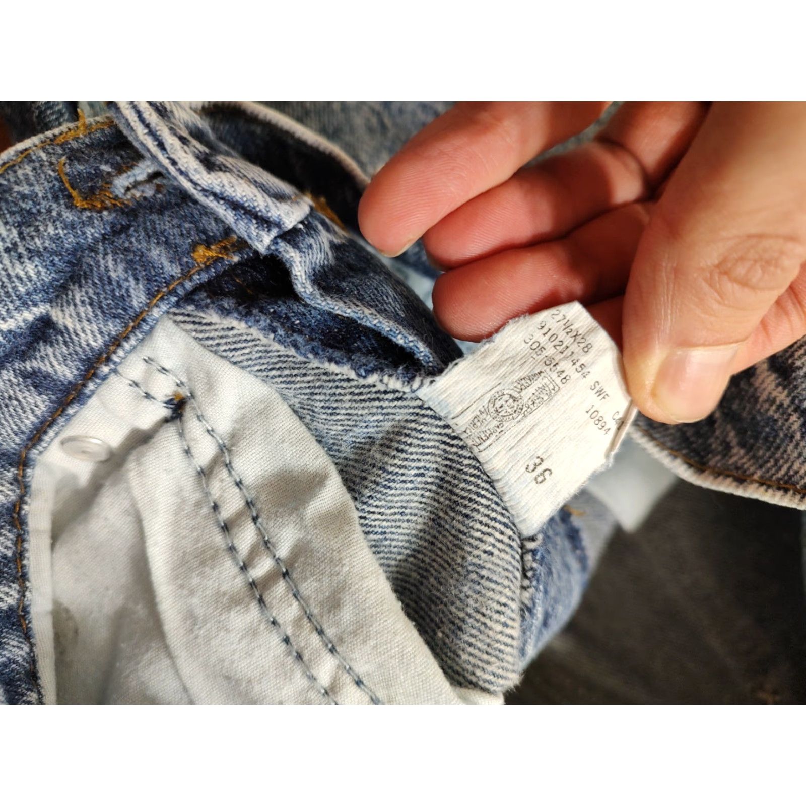 Lee VINTAGE Lee Acid Wash Mom Jeans Womens 27 X 27 Inseam High Waist Made in USA Jeans Blue 80s 90s USA Size 27" / US 4 / IT 40 - 6 Thumbnail