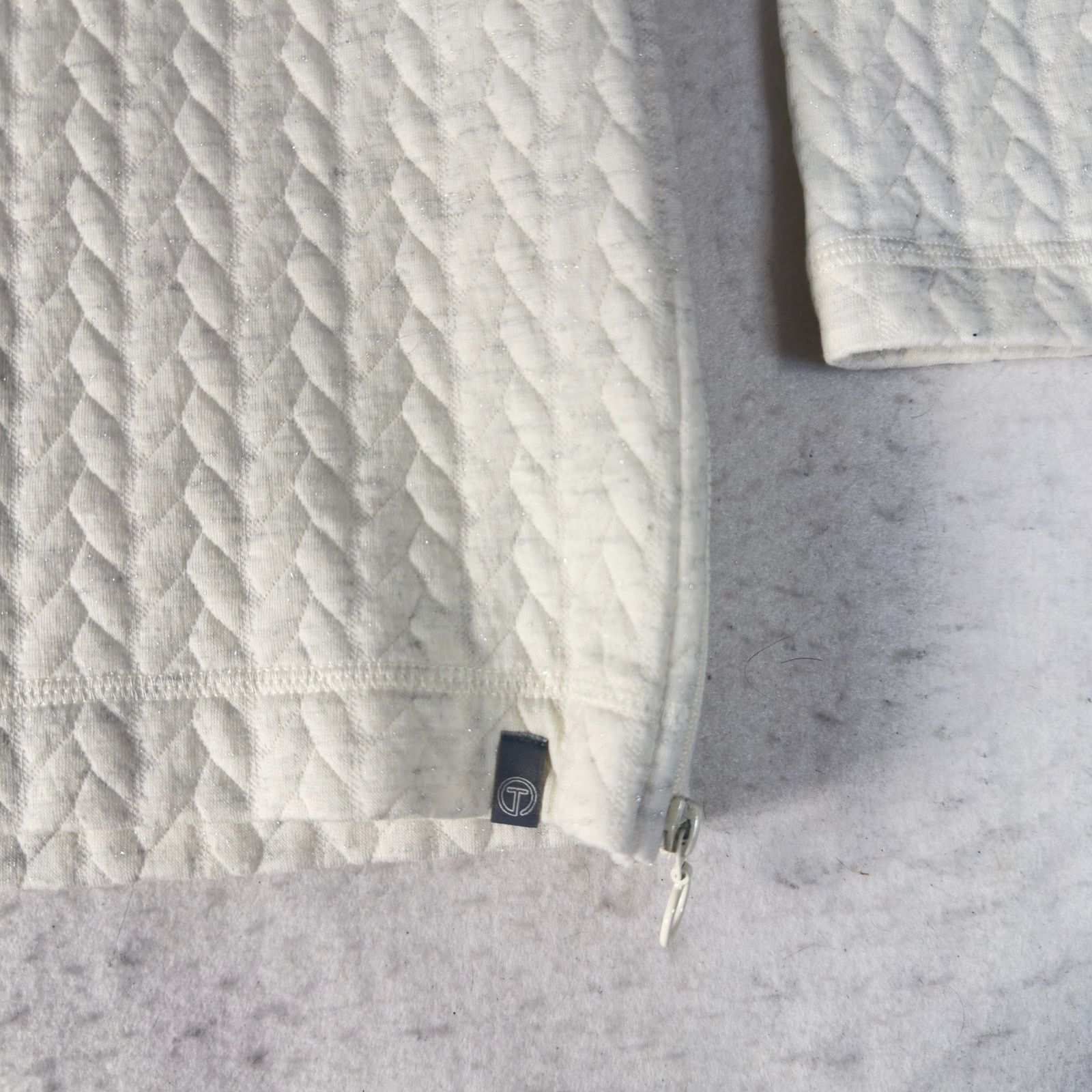Talbots T by Talbots Sweater P Petite Winter White Quilted Metallic Size XS / US 0-2 / IT 36-38 - 5 Thumbnail