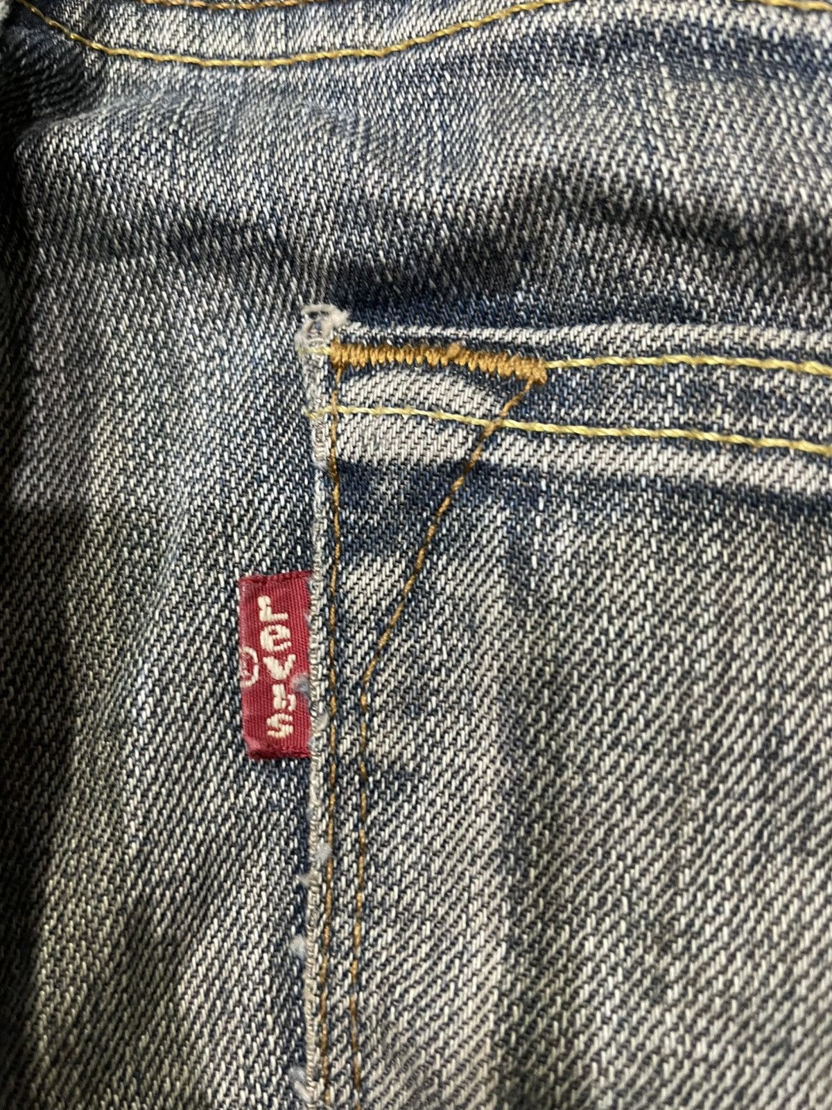 Vintage Levi’Strauss & Co. Distress Faded Mudwash Jeans