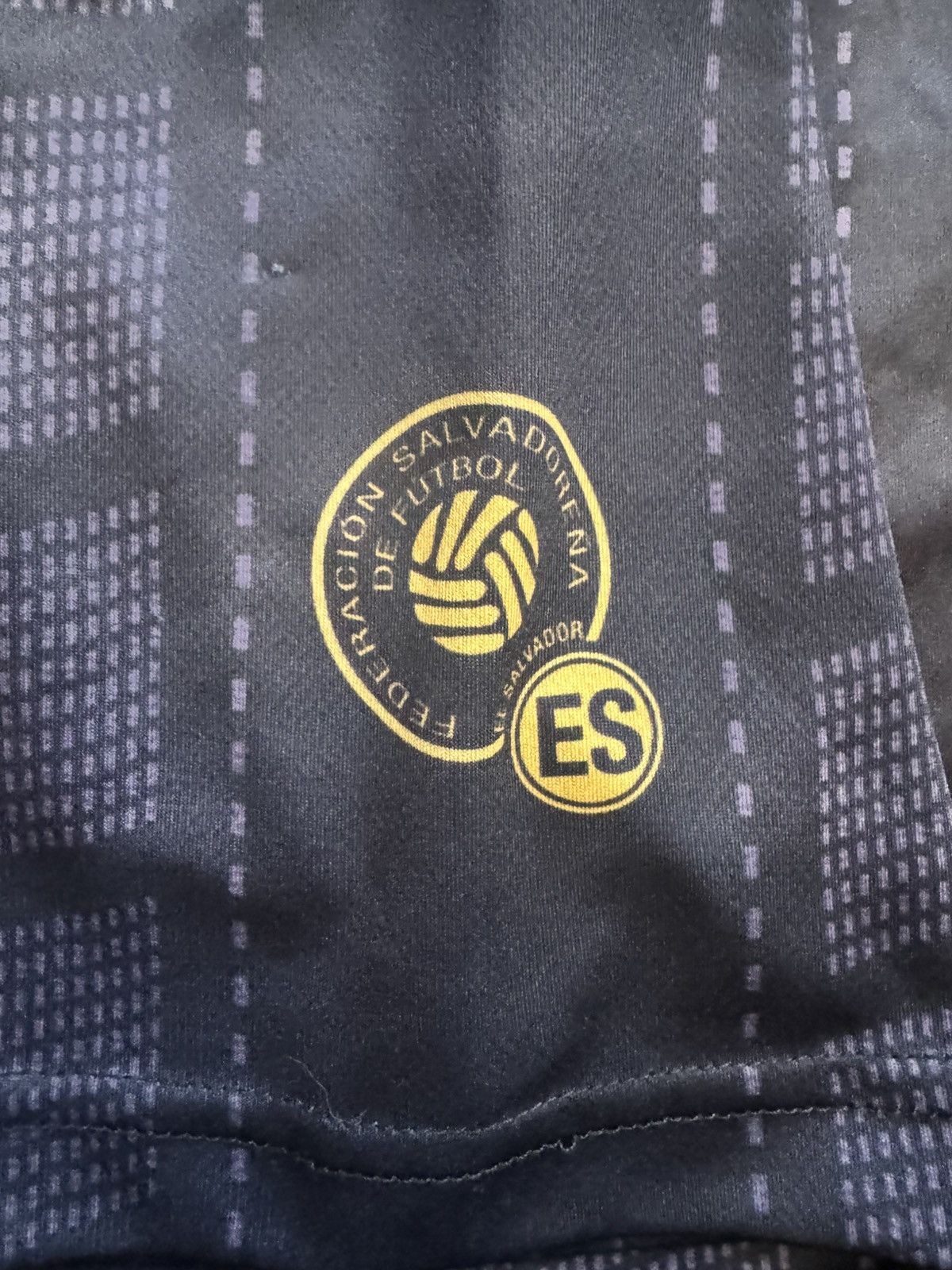 Other El Salvador Jersey Size US L / EU 52-54 / 3 - 3 Thumbnail