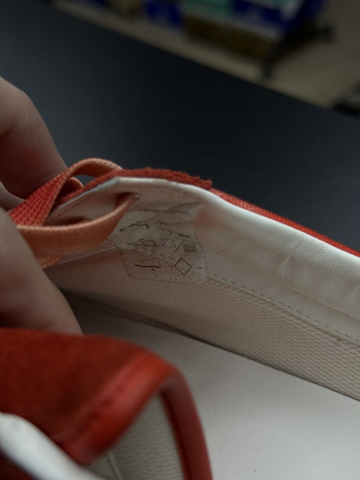 Louis Vuitton Louis Vuitton Red Bandanna Low Top Sneakers 8LV/9US Size US 9 / EU 42 - 12 Thumbnail