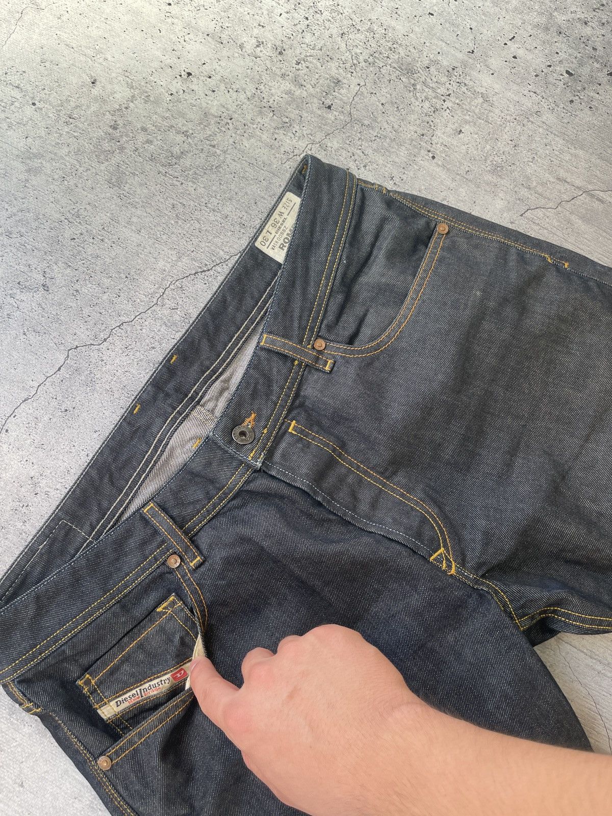 Diesel Vintage Diesel ⛽️ denim jeans 👖 pants Rombee-xt y2k W36 L30 Size US 36 / EU 52 - 6 Thumbnail