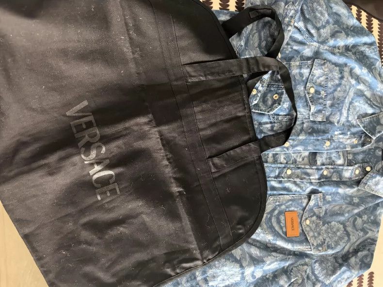 Versace Versace Casual denim shirt Size US L / EU 52-54 / 3 - 6 Thumbnail