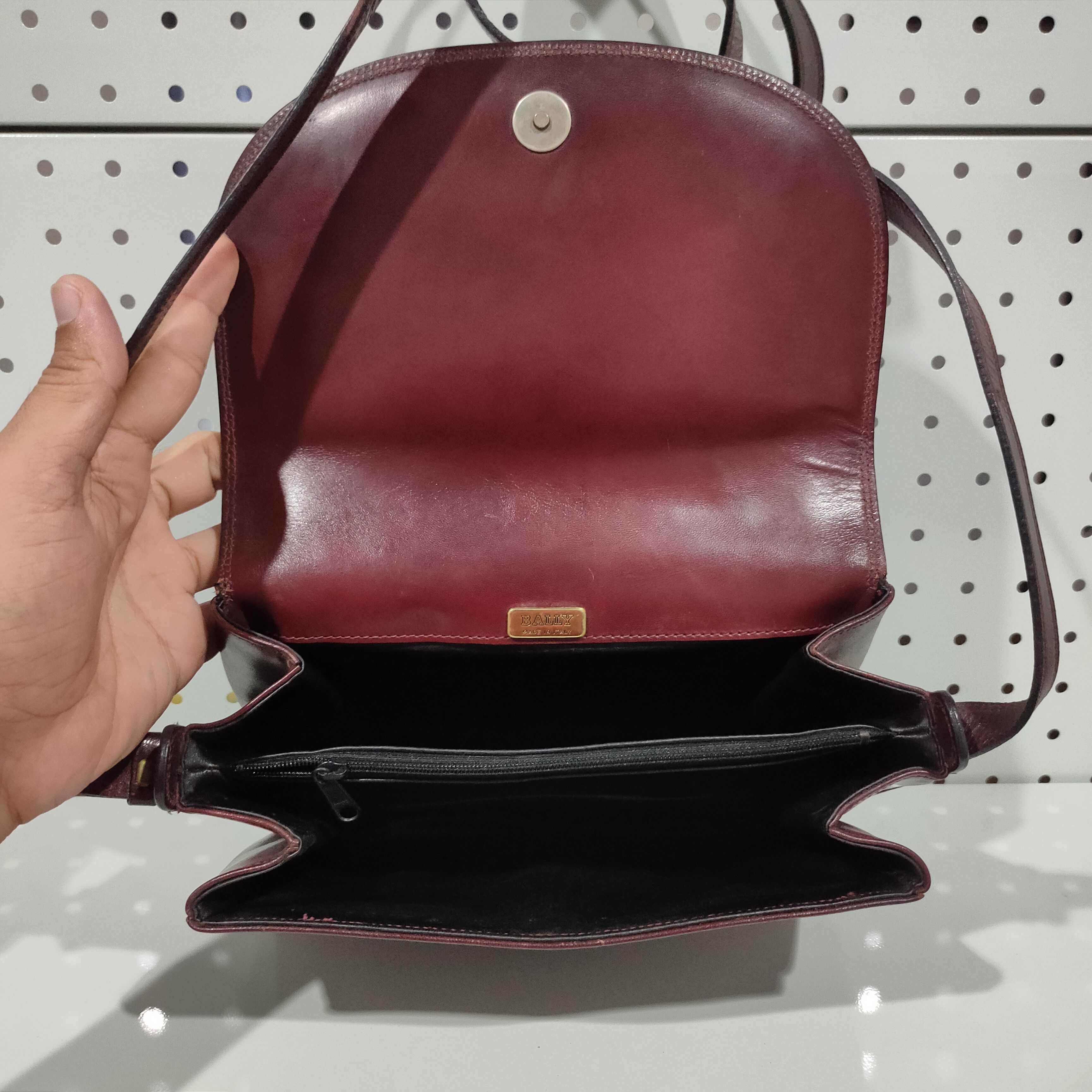 Bally 🔥Vintage Bally leather crossbody bag Size ONE SIZE - 6 Thumbnail