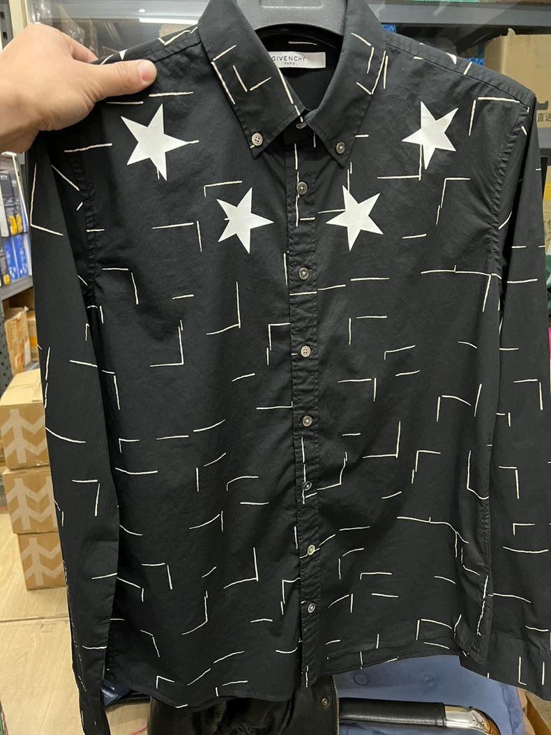 Givenchy Givenchy Men's Shirt Size US L / EU 52-54 / 3 - 1 Thumbnail