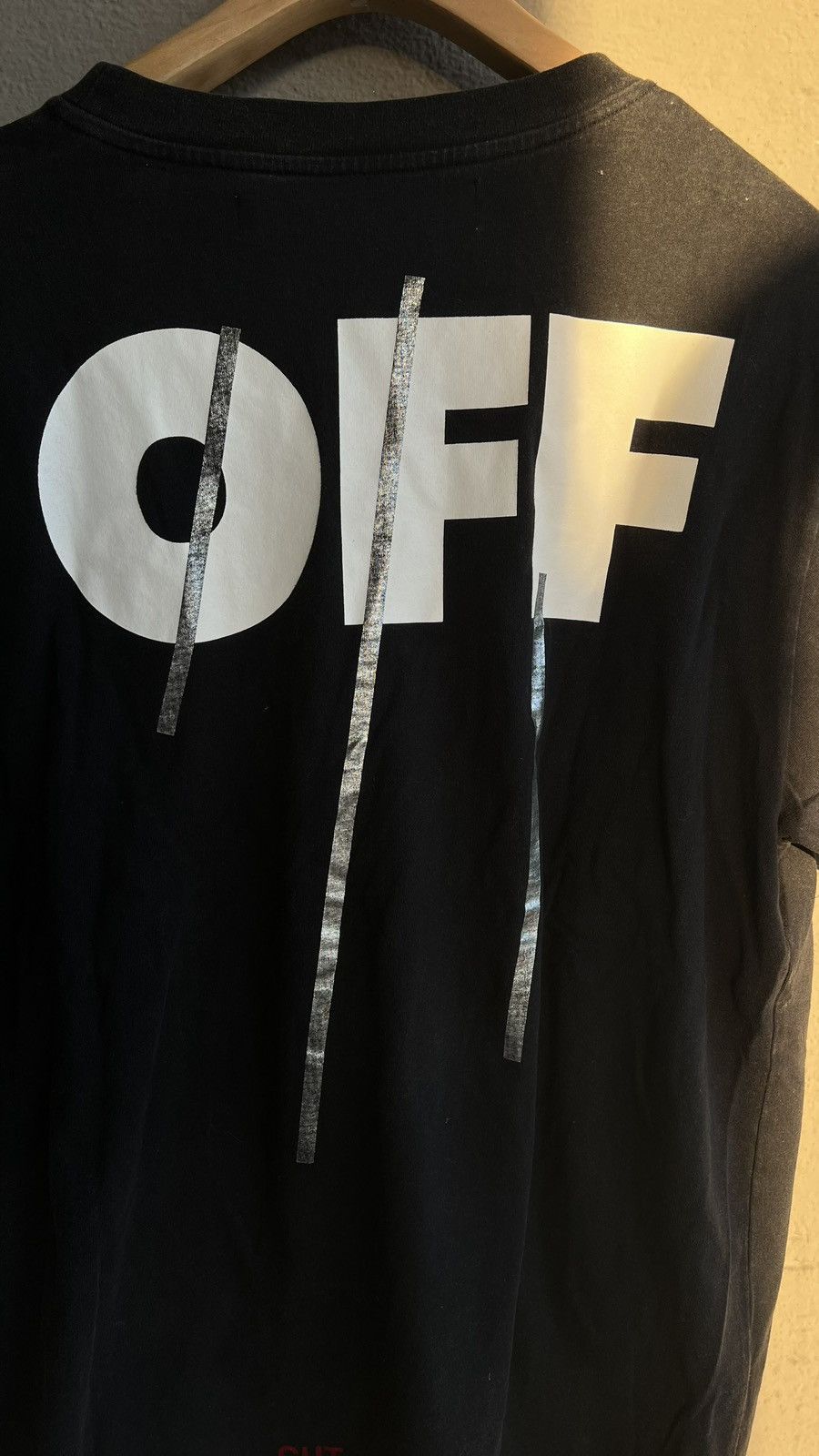 Off-White Off-White Cut Off T-Shirt Black - Size L Size US L / EU 52-54 / 3 - 3 Thumbnail