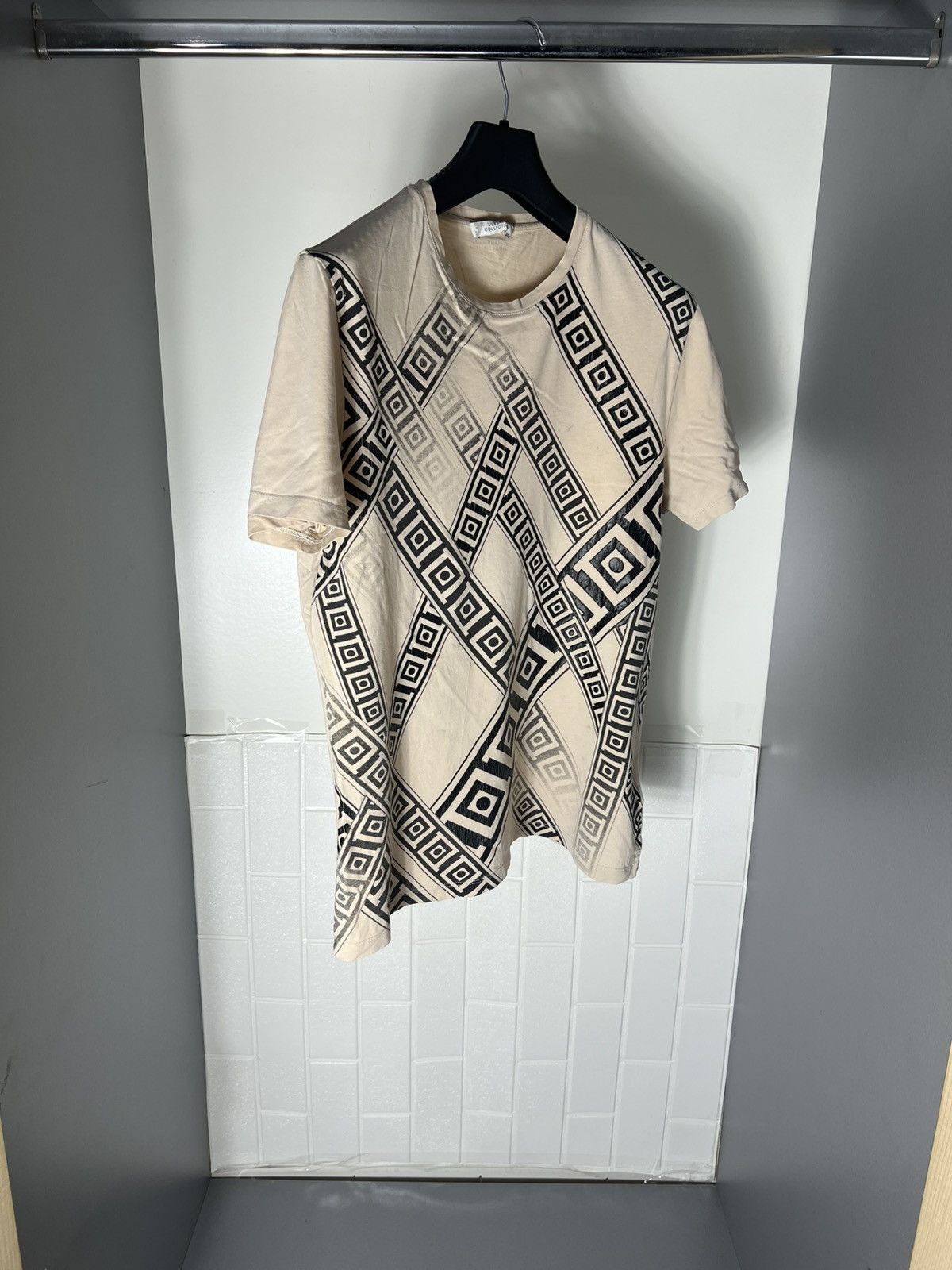 Versace × Vintage VERY RARE GIANNI VERSACE COLLECTION ITALIAN DESIGNER T-SHIRT Size US M / EU 48-50 / 2 - 3 Thumbnail