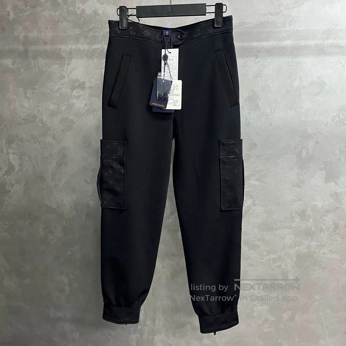 Louis Vuitton louis vuitton black cargo pants size 36. Size US 36 / EU 52 - 1 Thumbnail