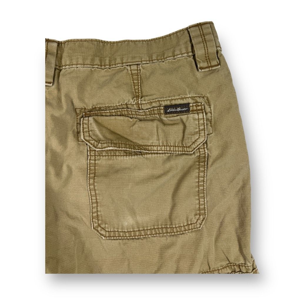 Eddie Bauer Eddie Bauer Cargo Shorts Size 35 Size US 35 - 7 Thumbnail