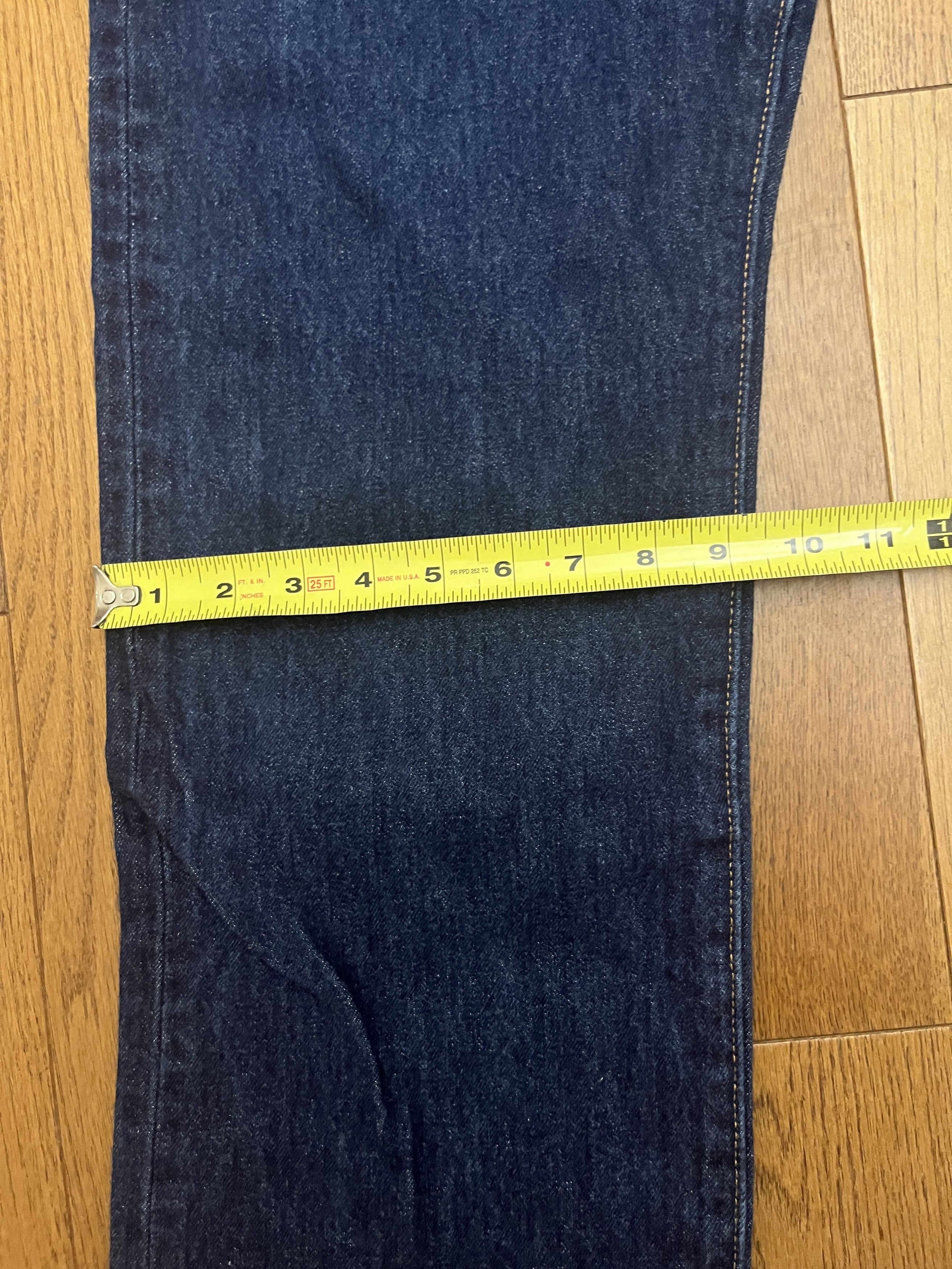 Levi's Vintage Clothing Mint 1996 Levi’s 501 Made in USA Button Fly Jeans 40x30 Size US 40 / EU 56 - 11 Thumbnail