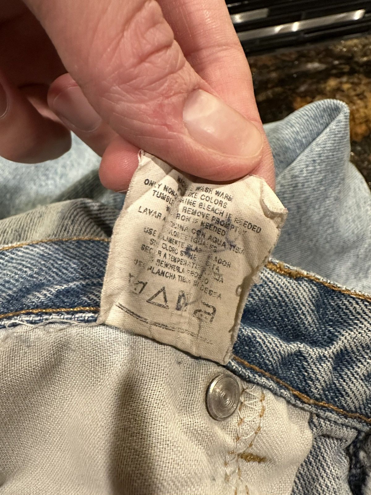 Vintage Vintage Distressed Blowout Thrashed Painter Blue Denim Jeans Size US 36 / EU 52 - 13 Thumbnail