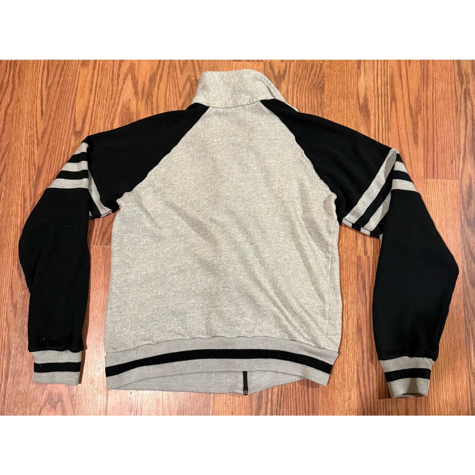 Logo 7 Vintage Logo7 Zip up Sweater Womens Size Small Size US S / EU 44-46 / 1 - 5 Thumbnail