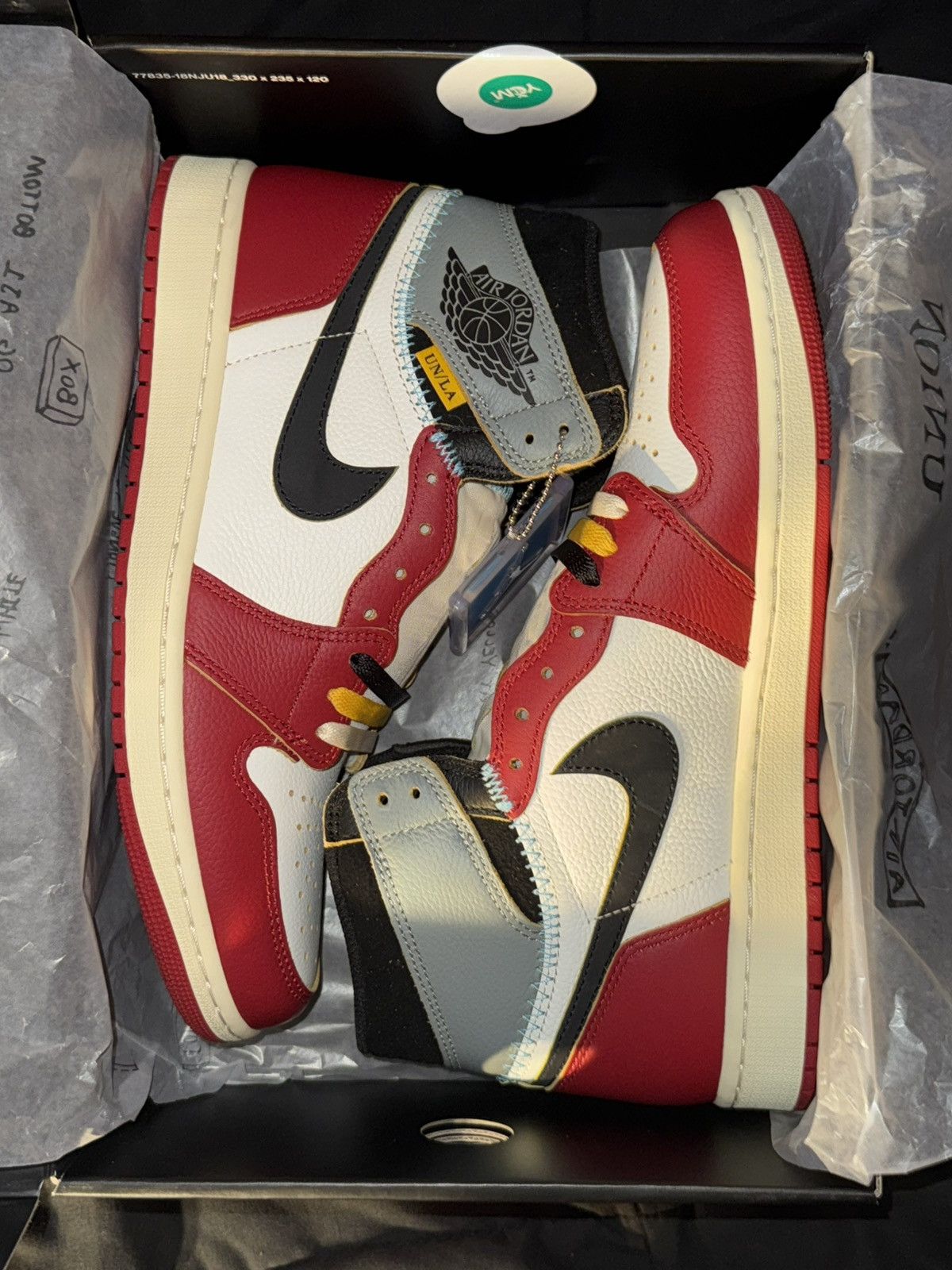 Jordan Brand × Union LA Air Jordan 1 Retro High OG SP X Union LA “Chicago Shadow” Size US 10.5 / EU 43-44 - 2 Thumbnail