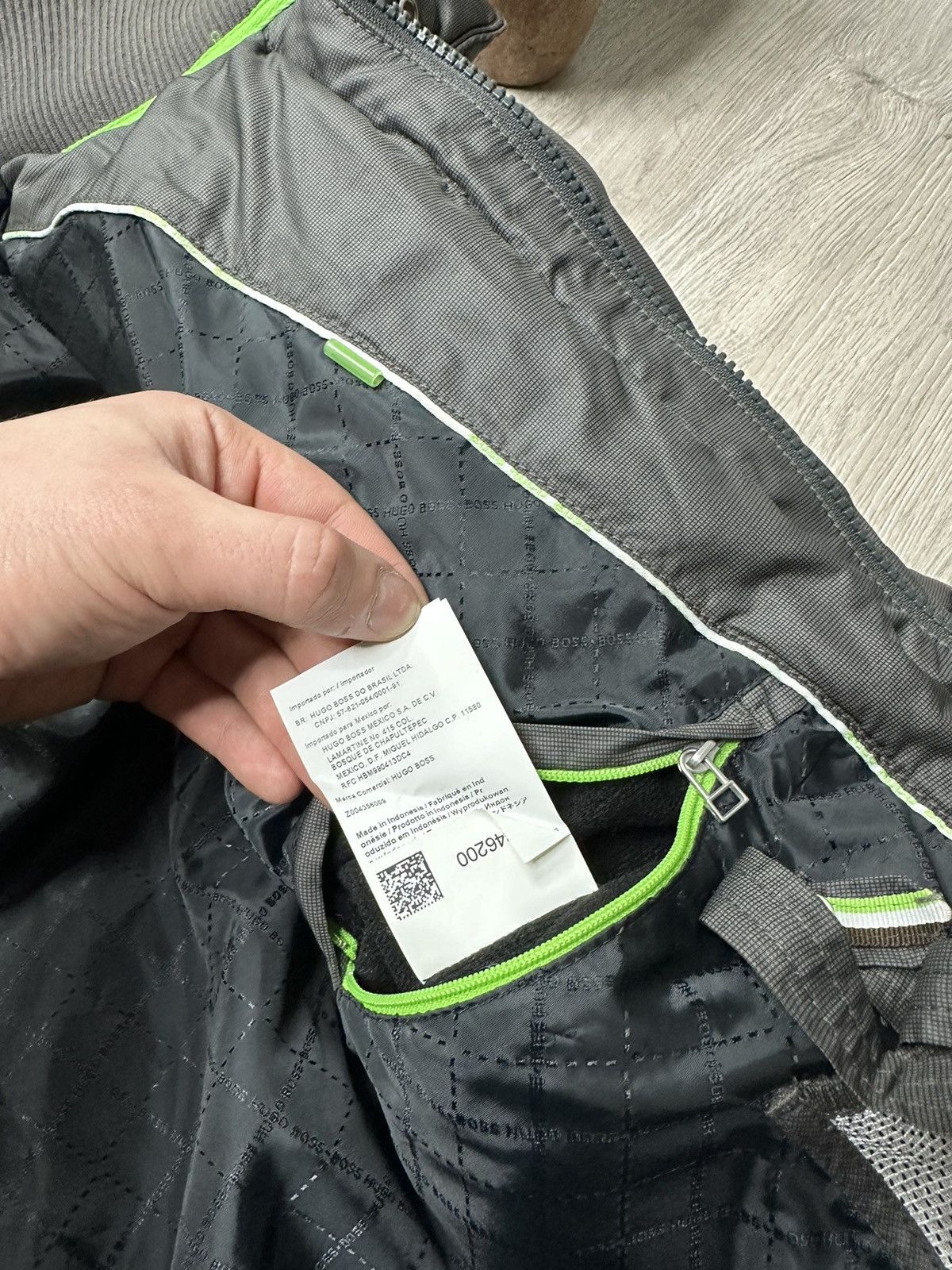 Hugo Boss × Mercedes-Benz Hugo Boss Mercedes-Benz Down Jacket Size US M / EU 48-50 / 2 - 5 Thumbnail