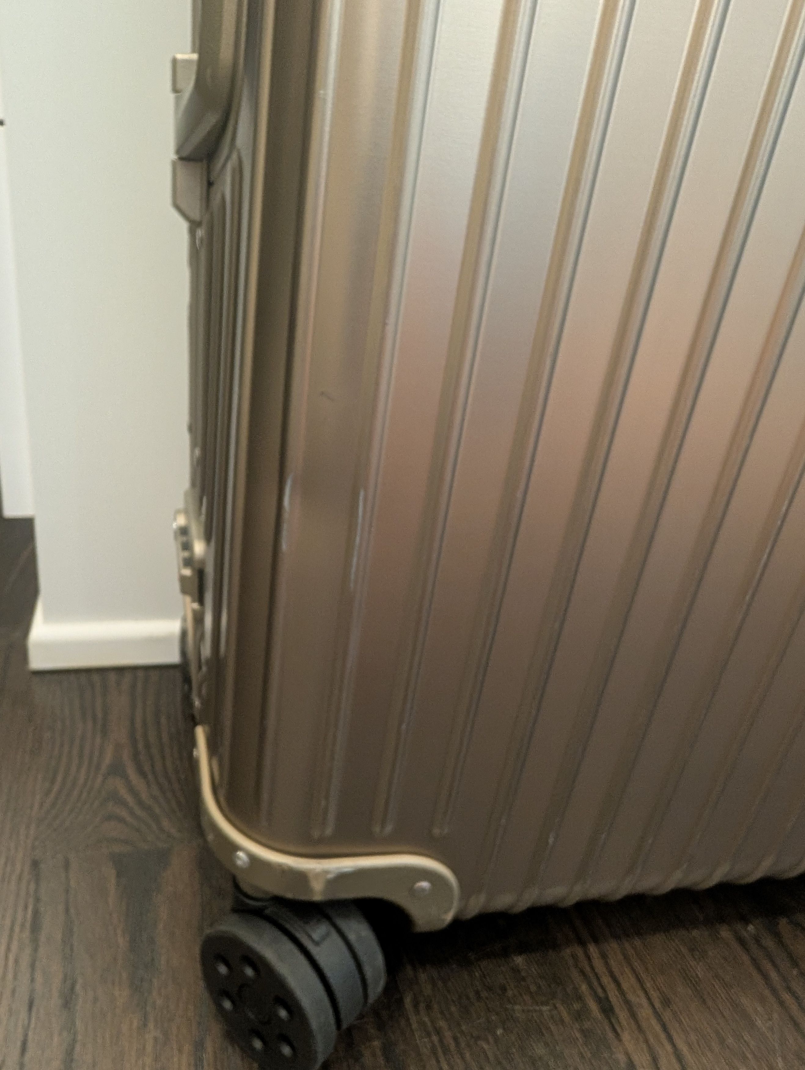 Rimowa Rimowa Original Check-In L (Titanium) Size ONE SIZE - 10 Thumbnail