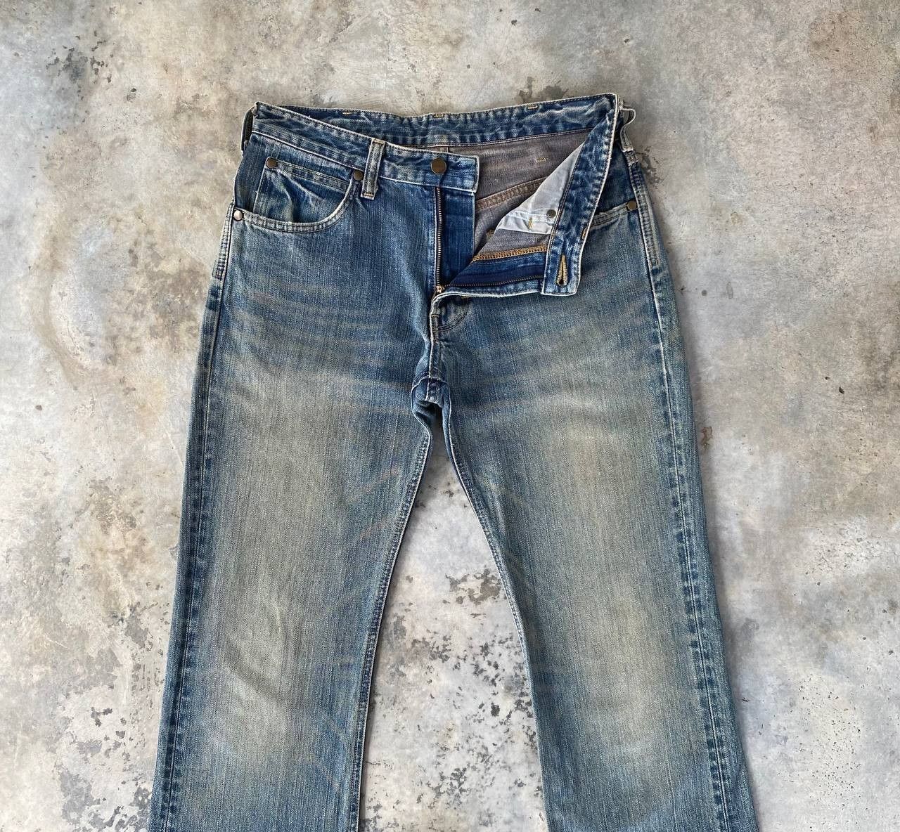 Wrangler VINTAGE WRANGLER 70s STYLE COWBOY BOOTCUT MUDWASH DENIM Size US 30 / EU 46 - 6 Thumbnail