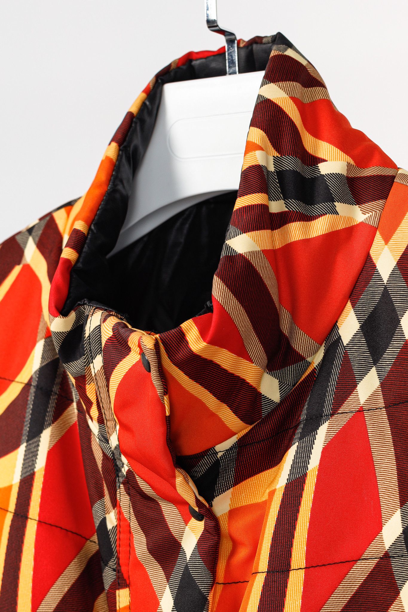 Designer Marc Cain Sports Reversible Orange Wavy-Plaid Vest Size M / US 6-8 / IT 42-44 - 5 Thumbnail