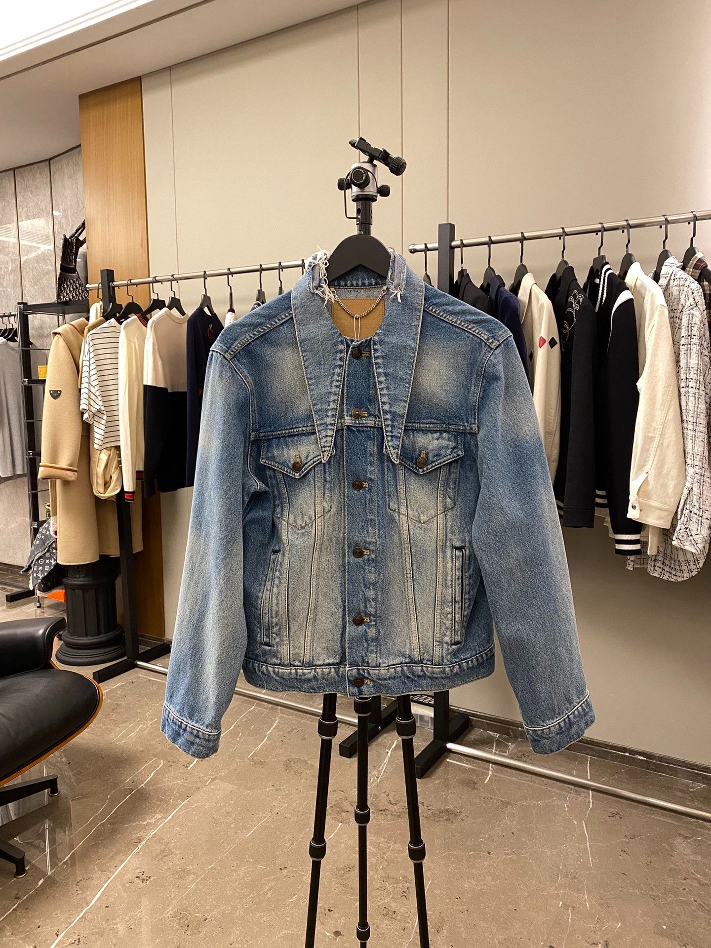 Balenciaga Balenciaga Denim Jacket S Women Size S / US 4 / IT 40 - 1 Thumbnail