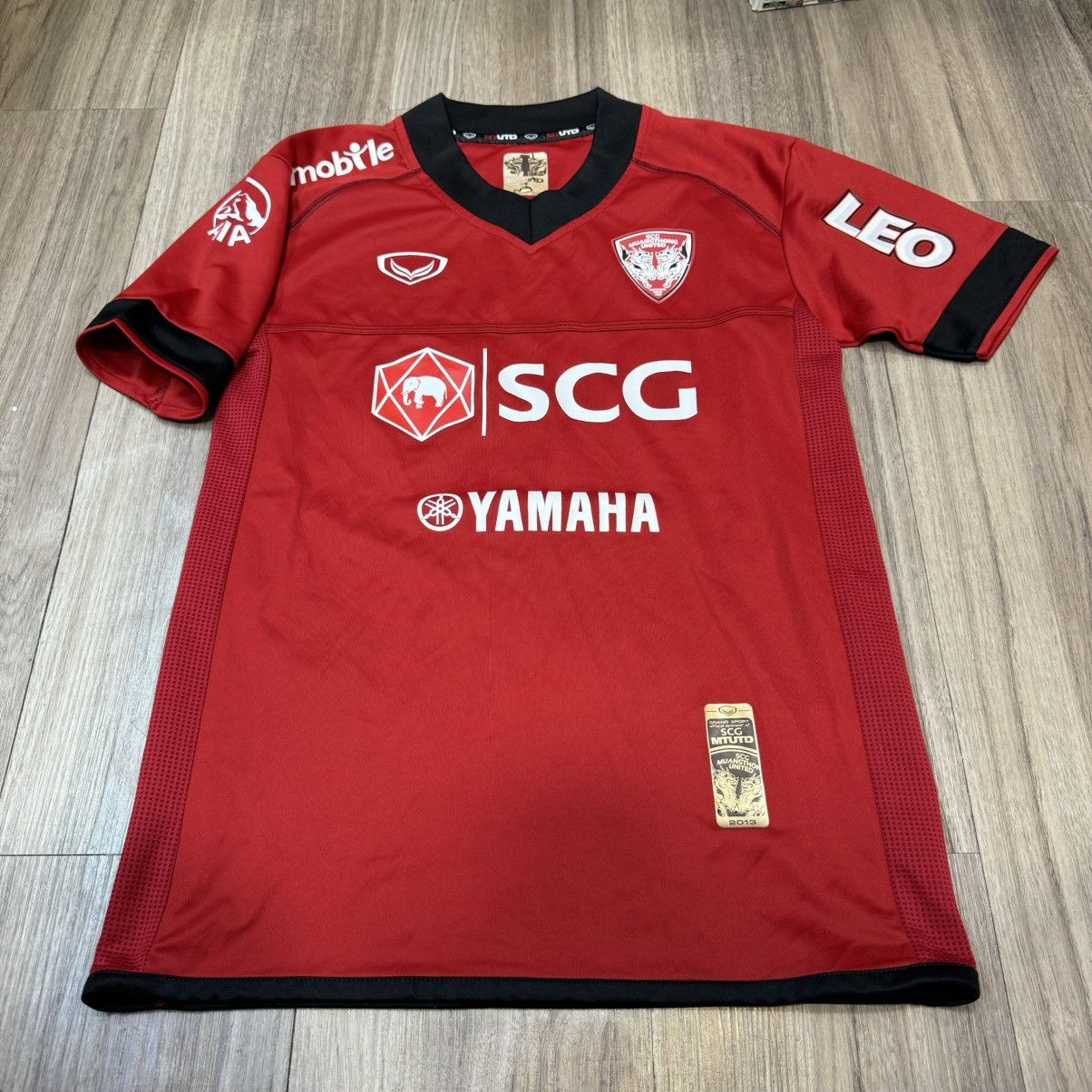 Other Muangthong United 2013 home shirt Size US S / EU 44-46 / 1 - 1 Thumbnail